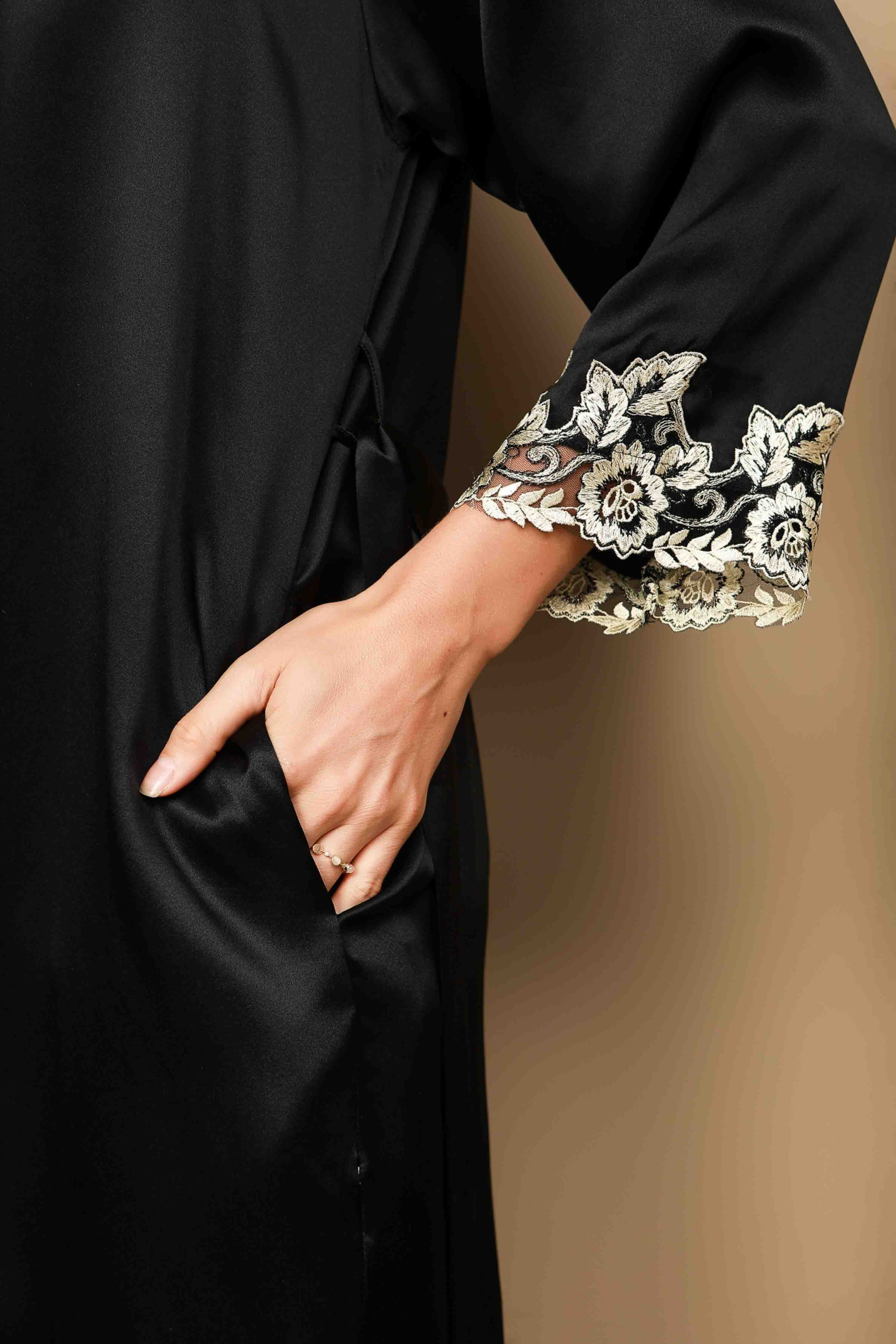 [Black] SilkSilky-CA Pure Silk 3/4 Sleeve V Neck Nightgown&Robe Set 009