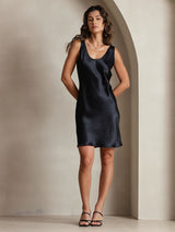 [Black] SilkSilky-CA Sleeveless Scoop Neck Dress 004