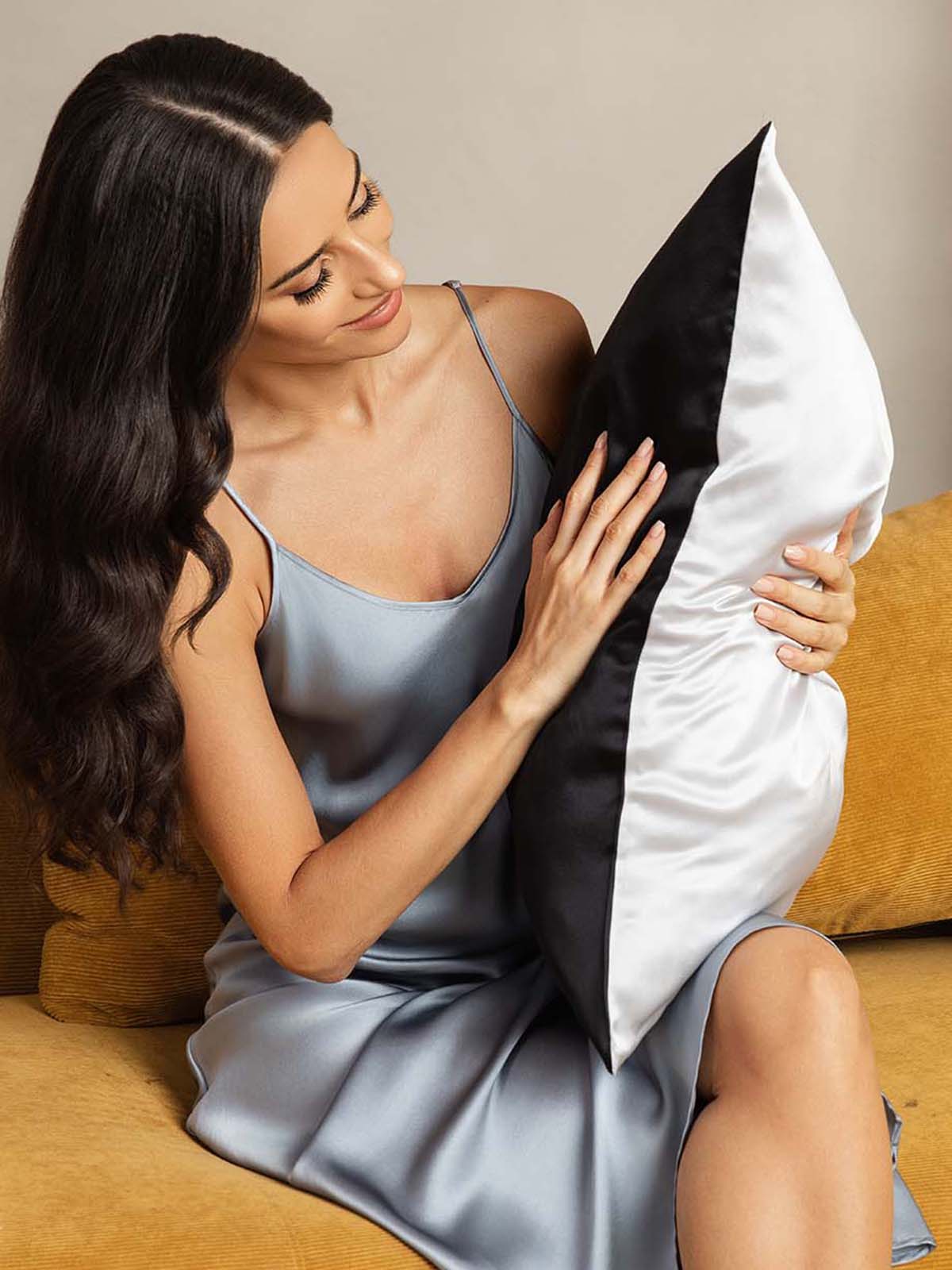 22Momme 100% Mulberry Silk Pillowcase - Two-tone Design
