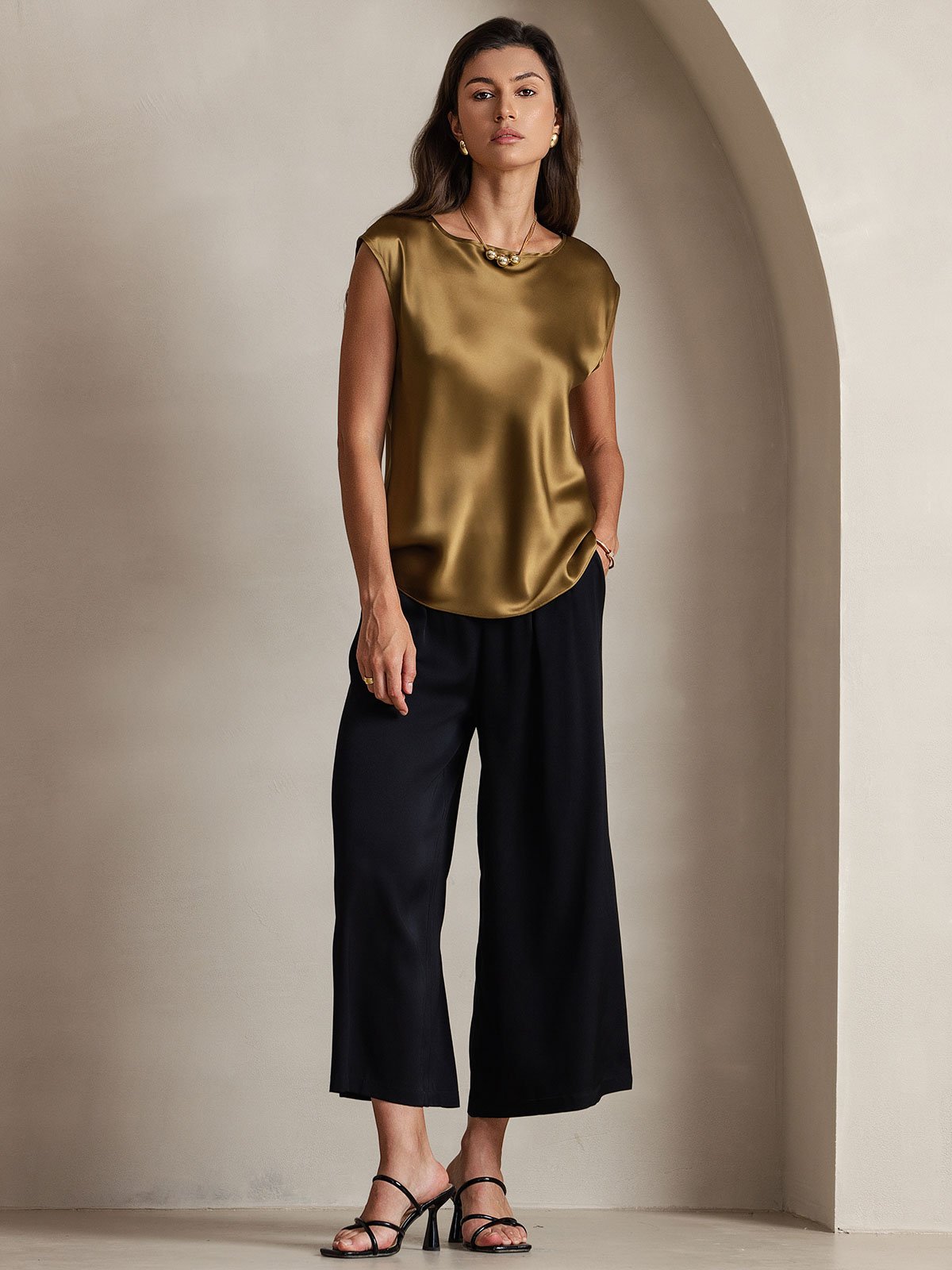 [Brown] SilkSilky-CA 19Momme Silk Sleeveless Round Neck Women's T-Shirt 004