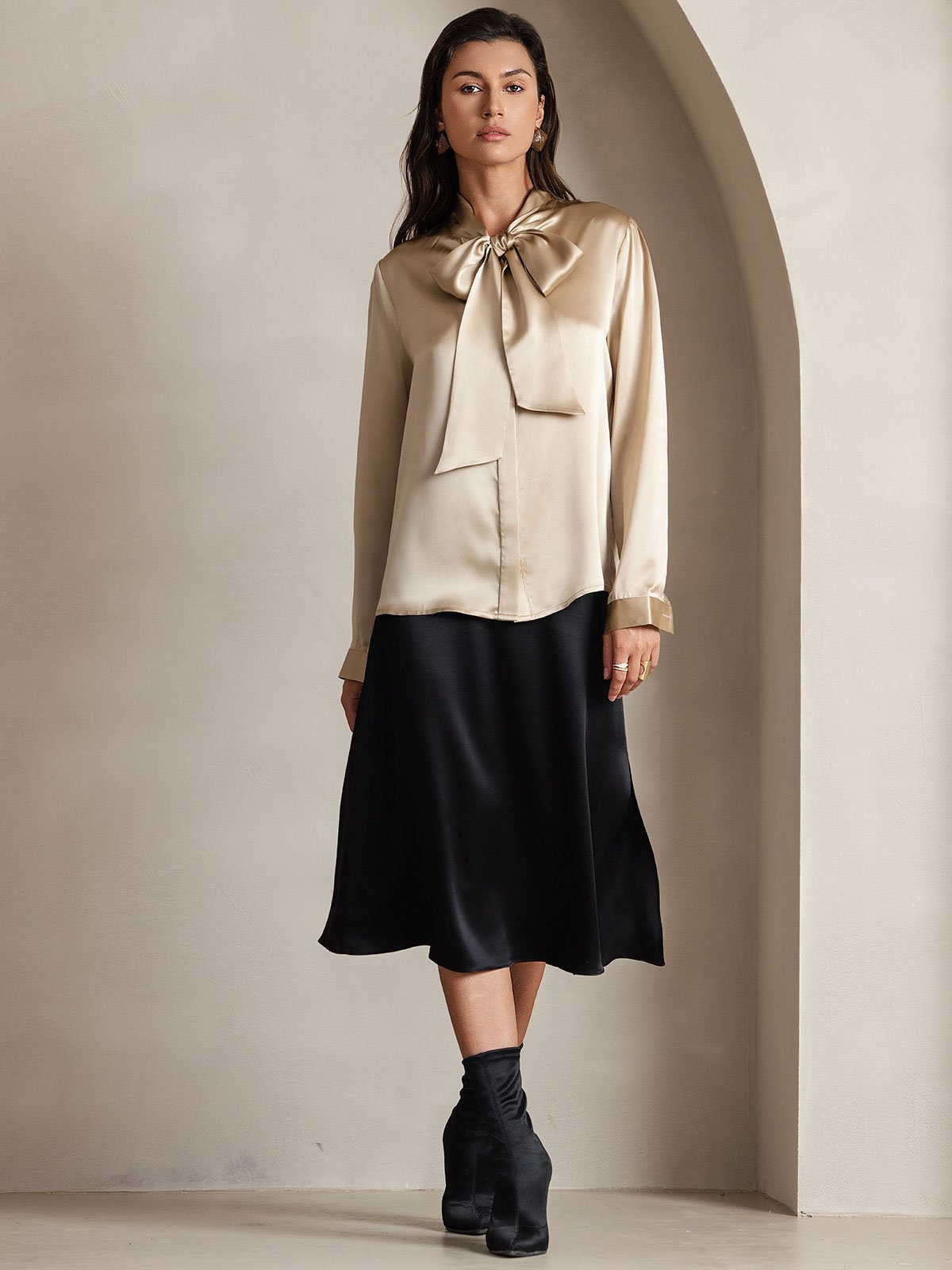 [Champagne] SilkSilky-CA 19Momme Silk Long Sleeve Tie Neck Women's Shirt 005