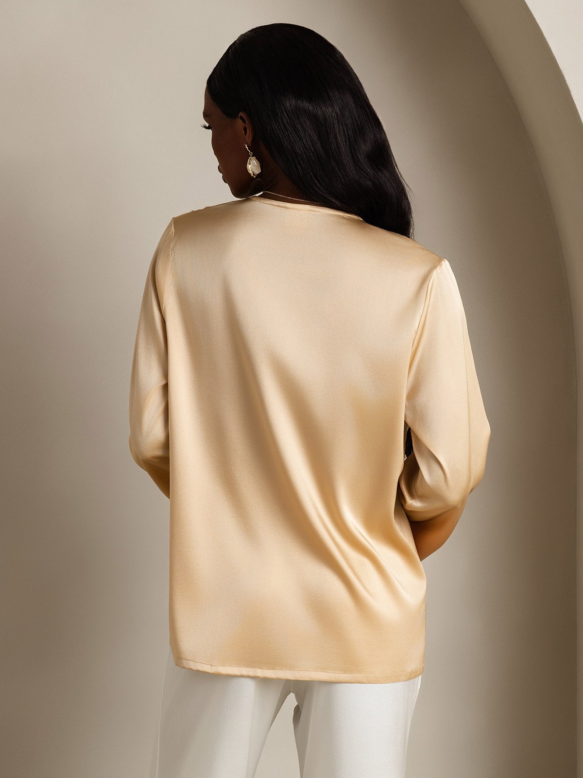 [Champagne] SilkSilky-CA 19Momme Silk V Neck Women's Shirt 002