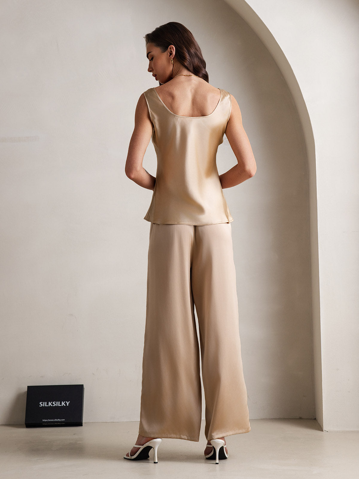 [Champagne] SilkSilky-CA Pure Silk Boat Neck Camisole Set 002