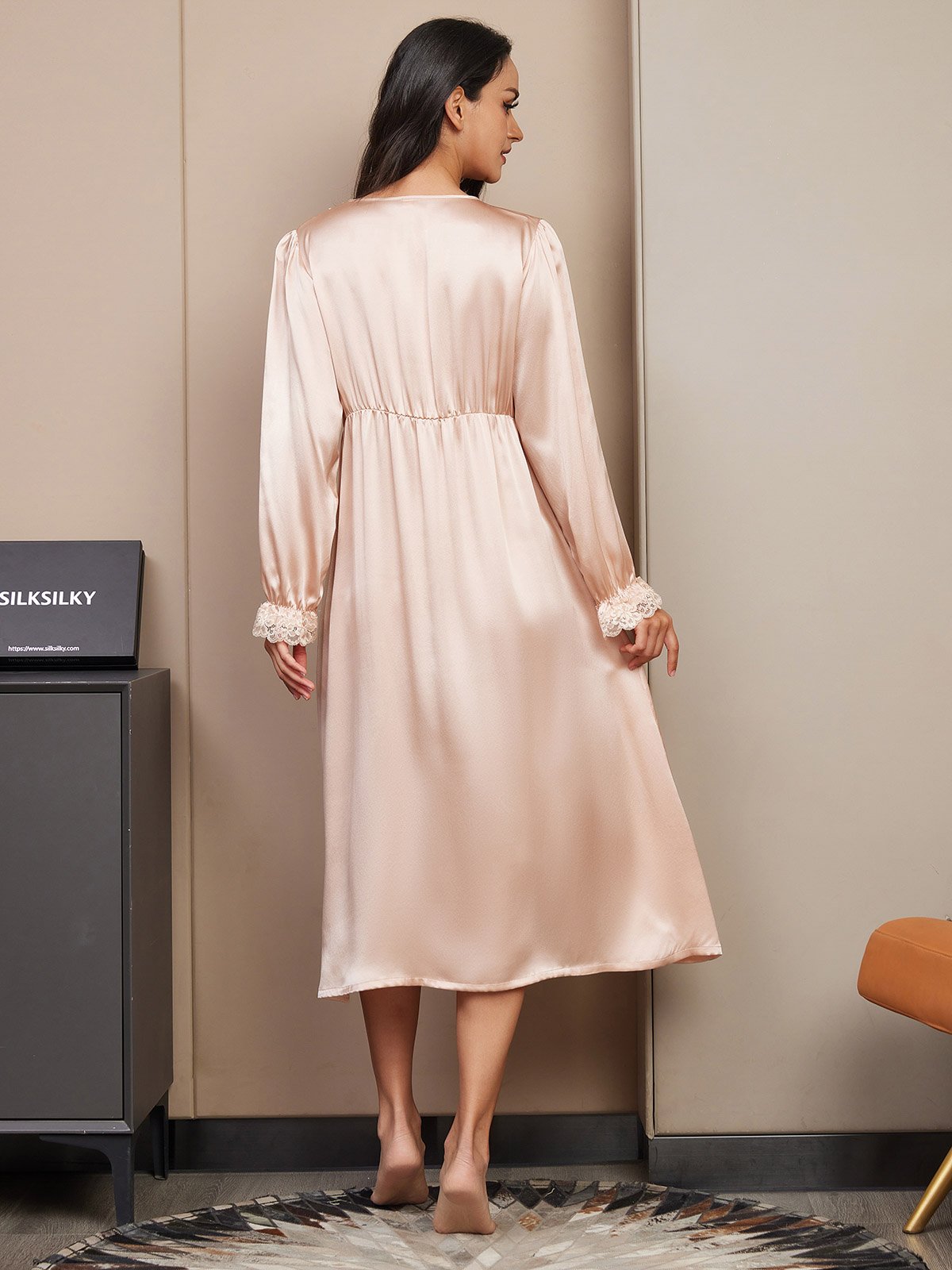 [Champagne] SilkSilky-CA Pure Silk Long Sleeve V Neck Nightgown 002