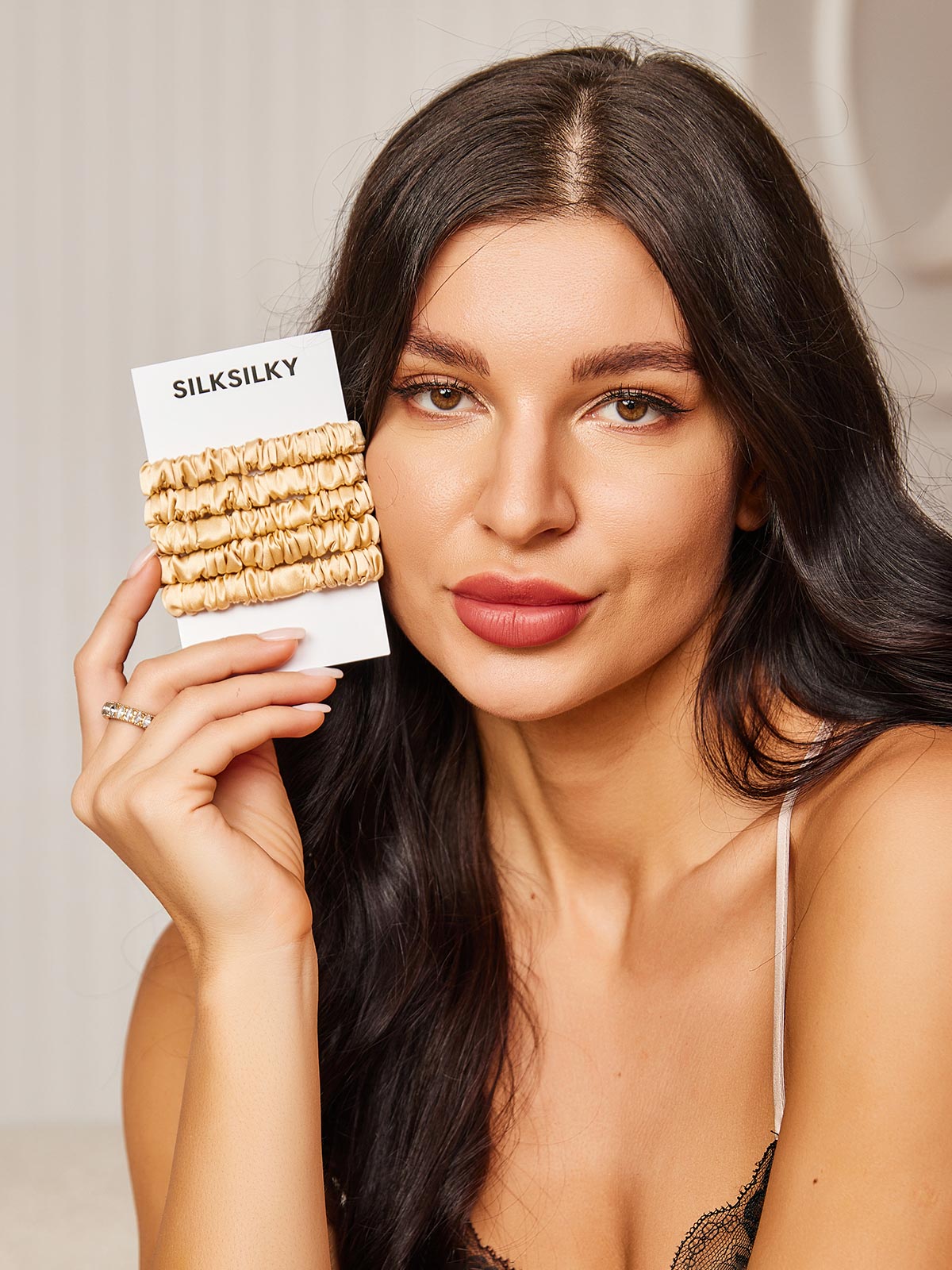 [Champagne] SilkSilky-CA 19Momme Scrunchie 003