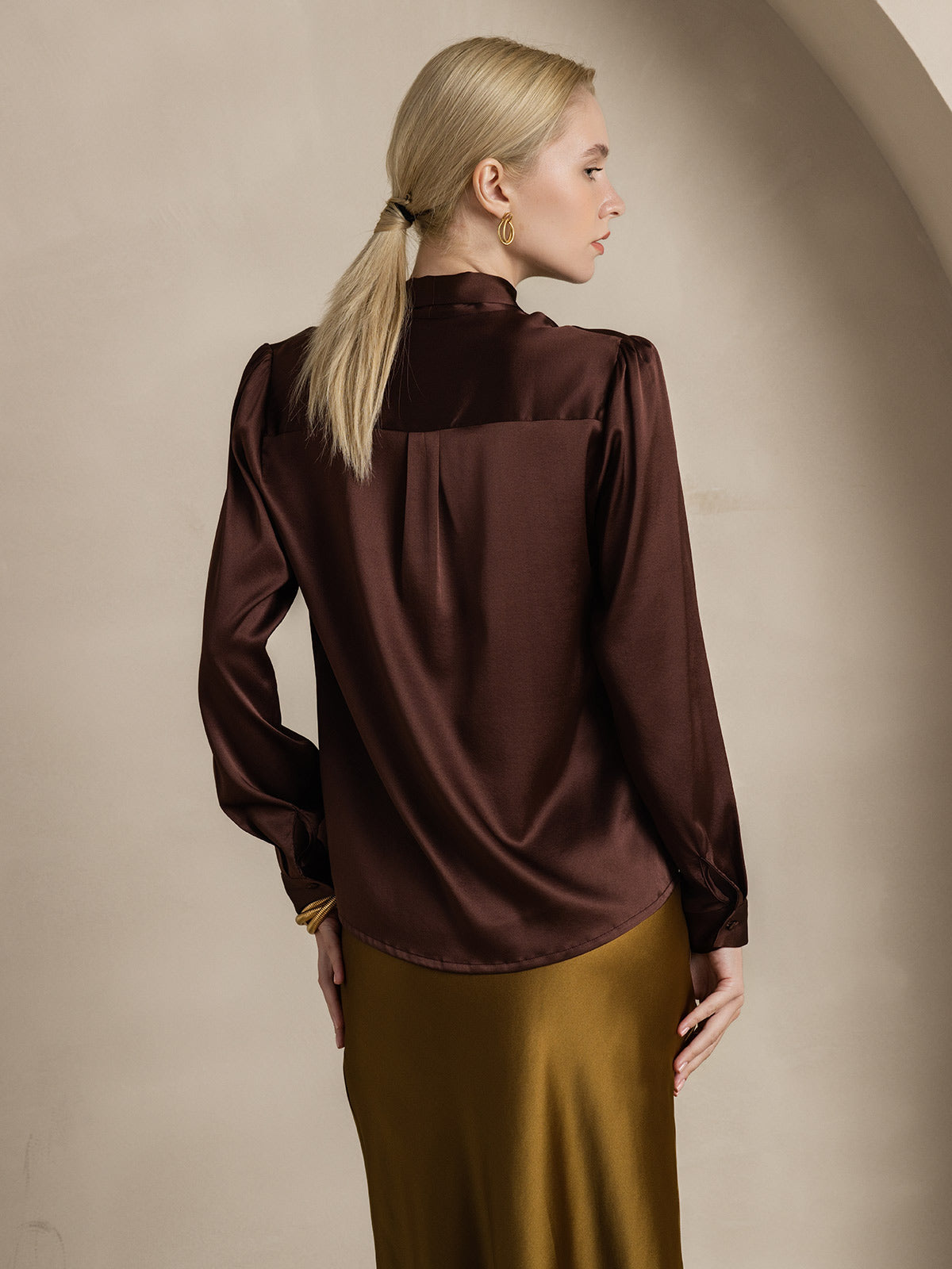 [Coffee] SilkSilky-CA 19Momme Silk Long Sleeve Tie Neck Women's Shirt 002