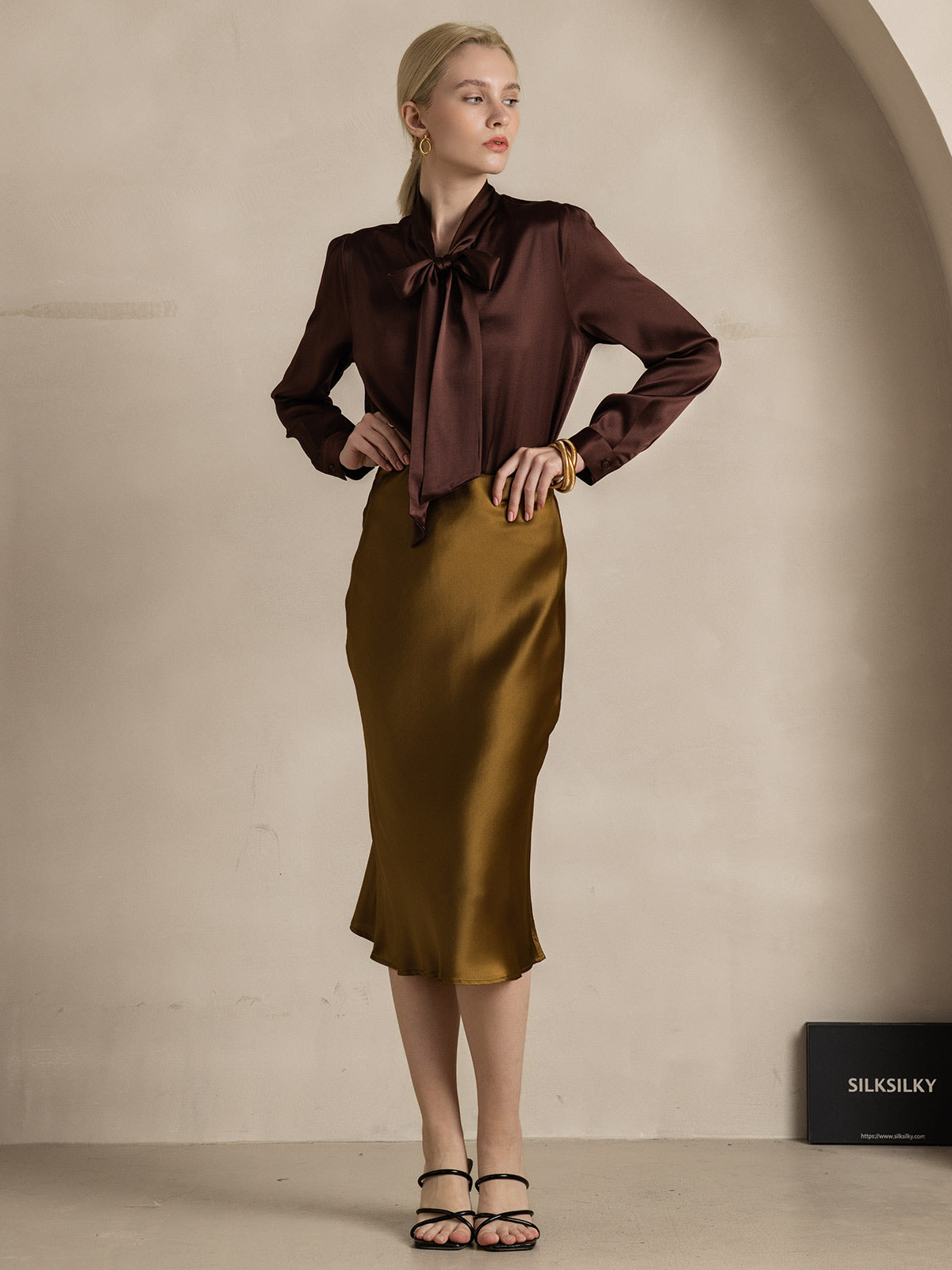 [Coffee] SilkSilky-CA 19Momme Silk Long Sleeve Tie Neck Women's Shirt 007