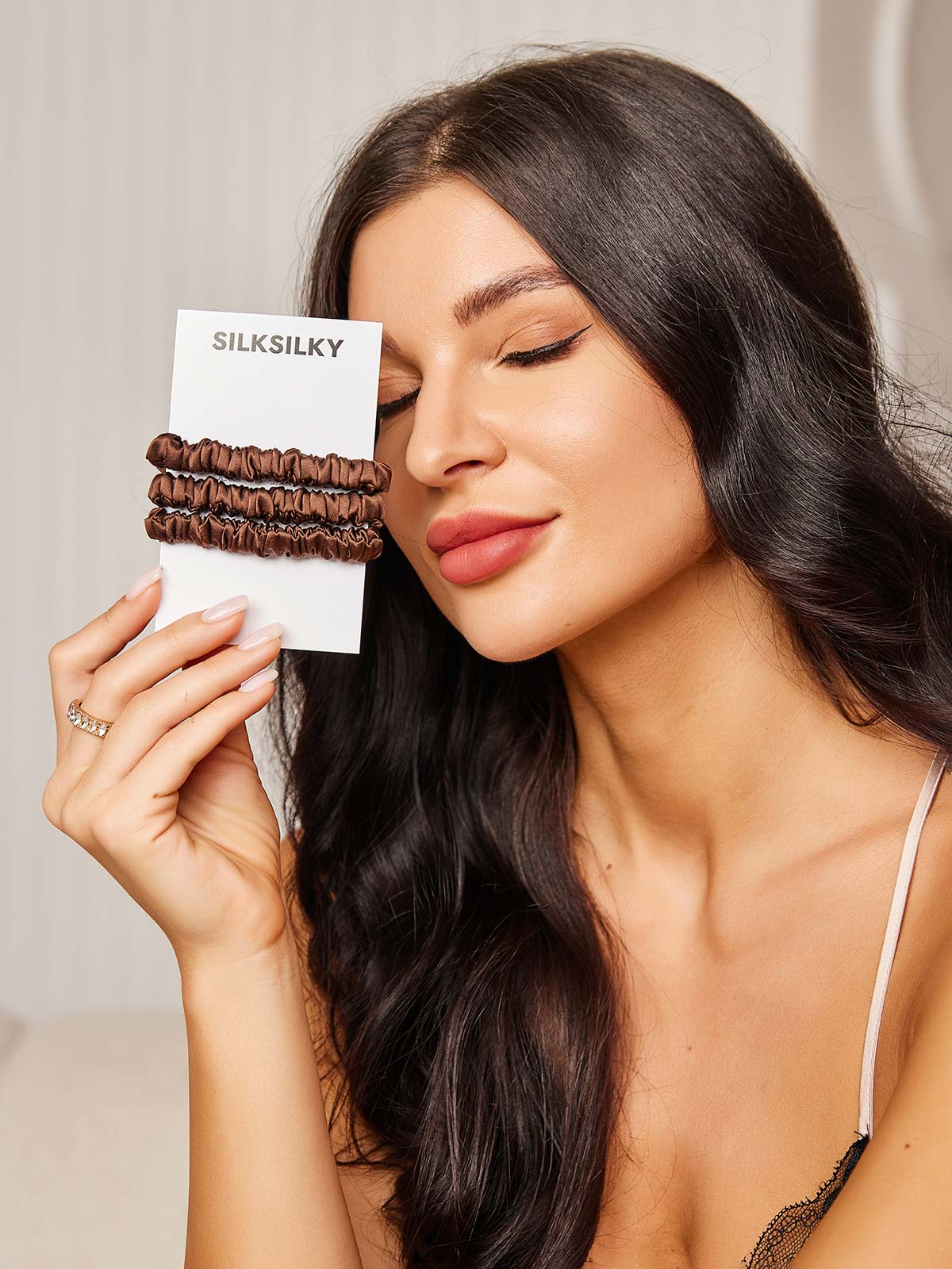 [Coffee] SilkSilky-CA Pure Silk Scrunchie 002