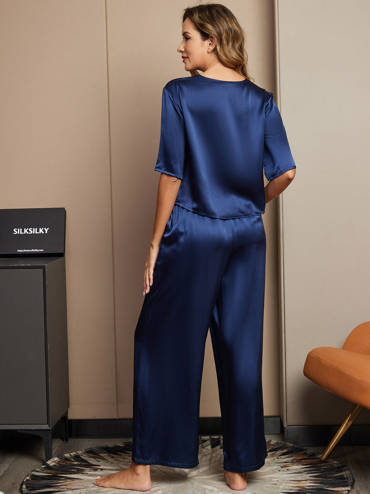 [Dark Blue] SilkSilky-CA Pure Silk Round Neck Women's Pajamas 002