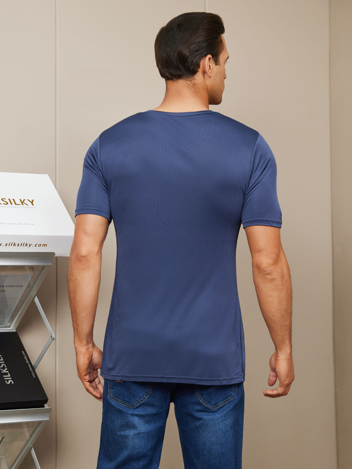 [Dark Blue] SilkSilky-CA Silk Knitted Short Sleeve V Neck Men's T-Shirt 002