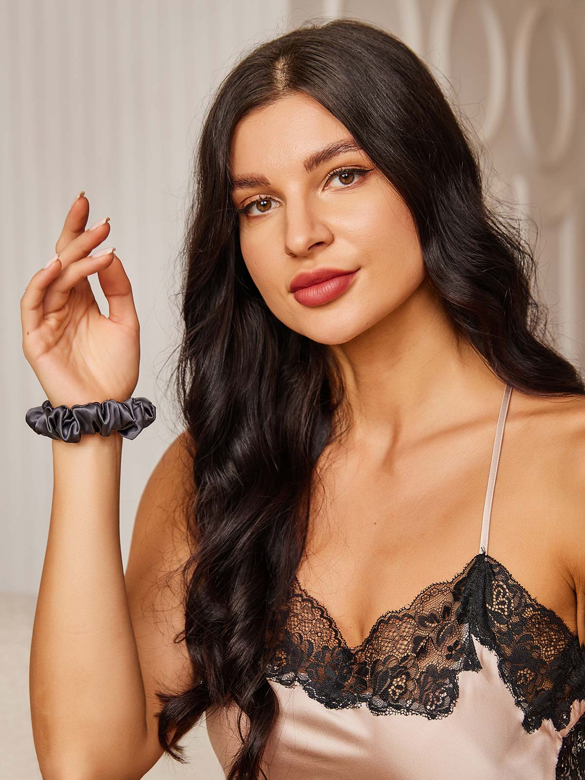 [Dark Gray] SilkSilky-CA 19Momme Pure Silk Scrunchie 002