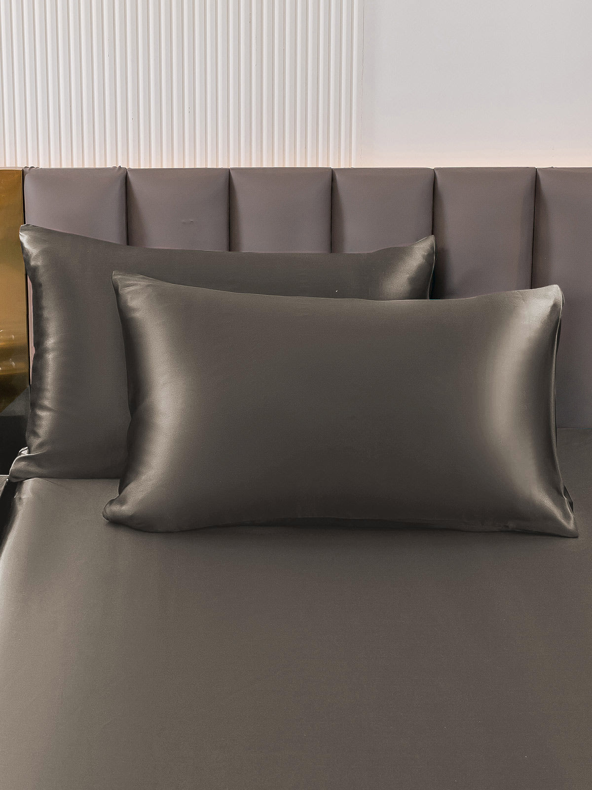 [Dark Gray] SilkSilky-CA 30Momme Pure Silk Pillowcase 001