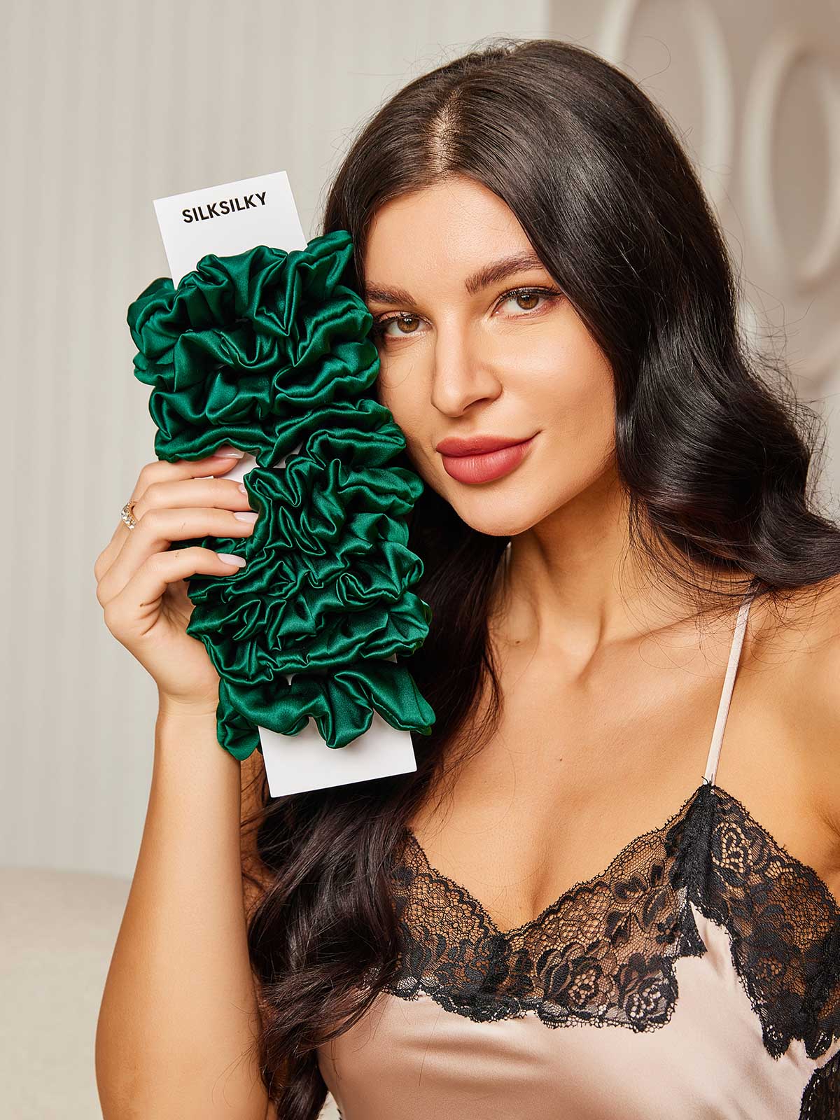 [Dark Green] SilkSilky-CA 19Momme Pure Silk Scrunchie 002