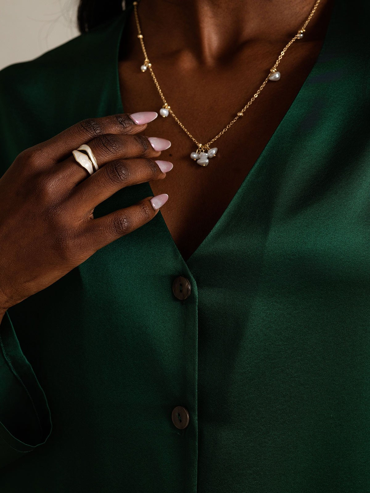 [Dark Green] SilkSilky-CA 19Momme Silk V Neck Women's Shirt 007