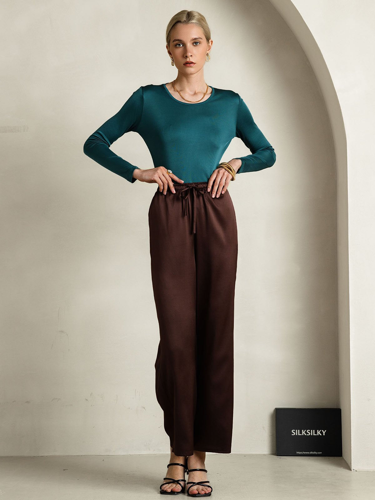 [Dark Green] SilkSilky-CA Silk Long Sleeve Round Neck Women's T-Shirt 007