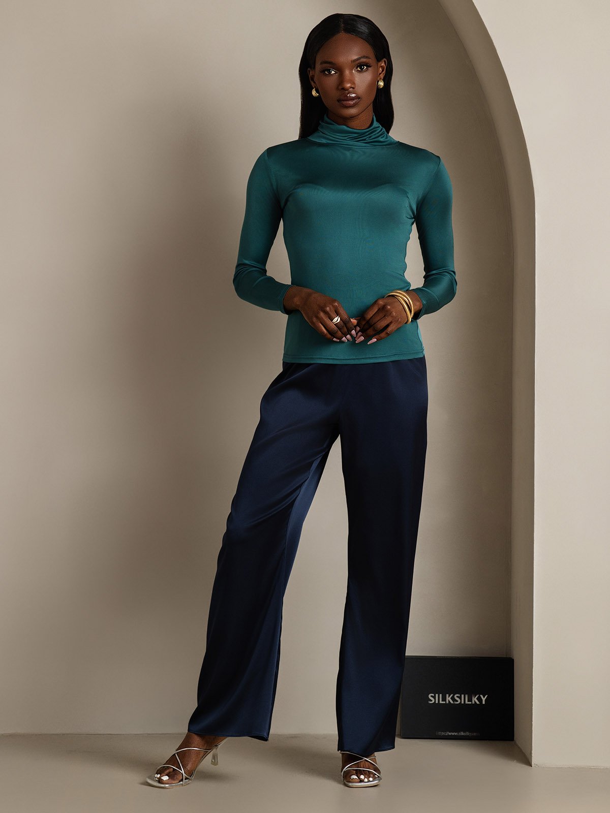 [Dark Green] SilkSilky-CA Silk Long Sleeve Womens T-Shirt 006