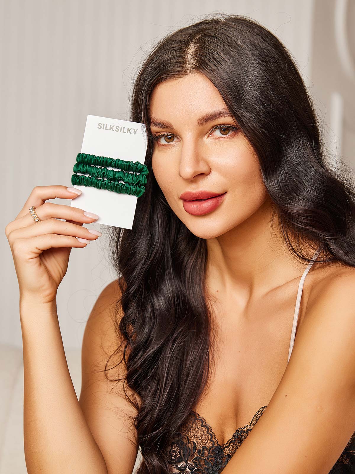 [Dark Green] SilkSilky-CA 19Momme Scrunchie 003