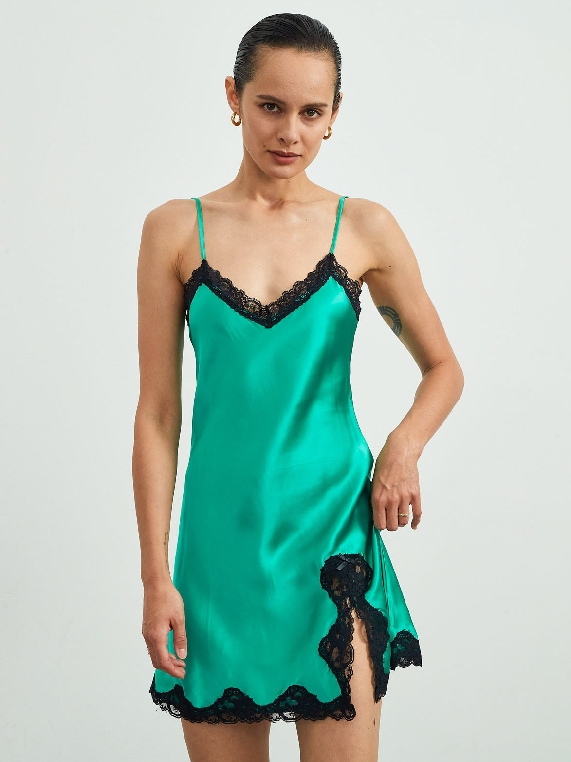 [Green] SilkSilky-CA Pure Silk Sleeveless V Neck Nightgown 001