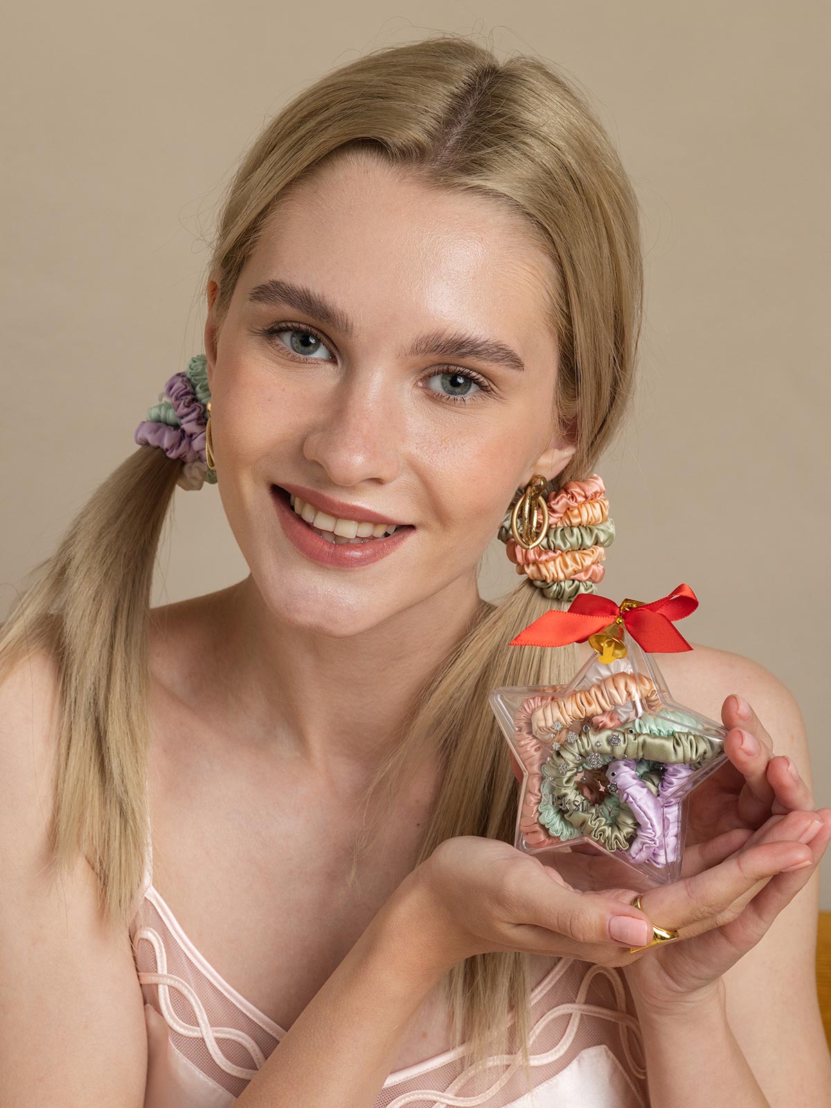 [Group3] SilkSilky-CA Pure Silk Scrunchie 001