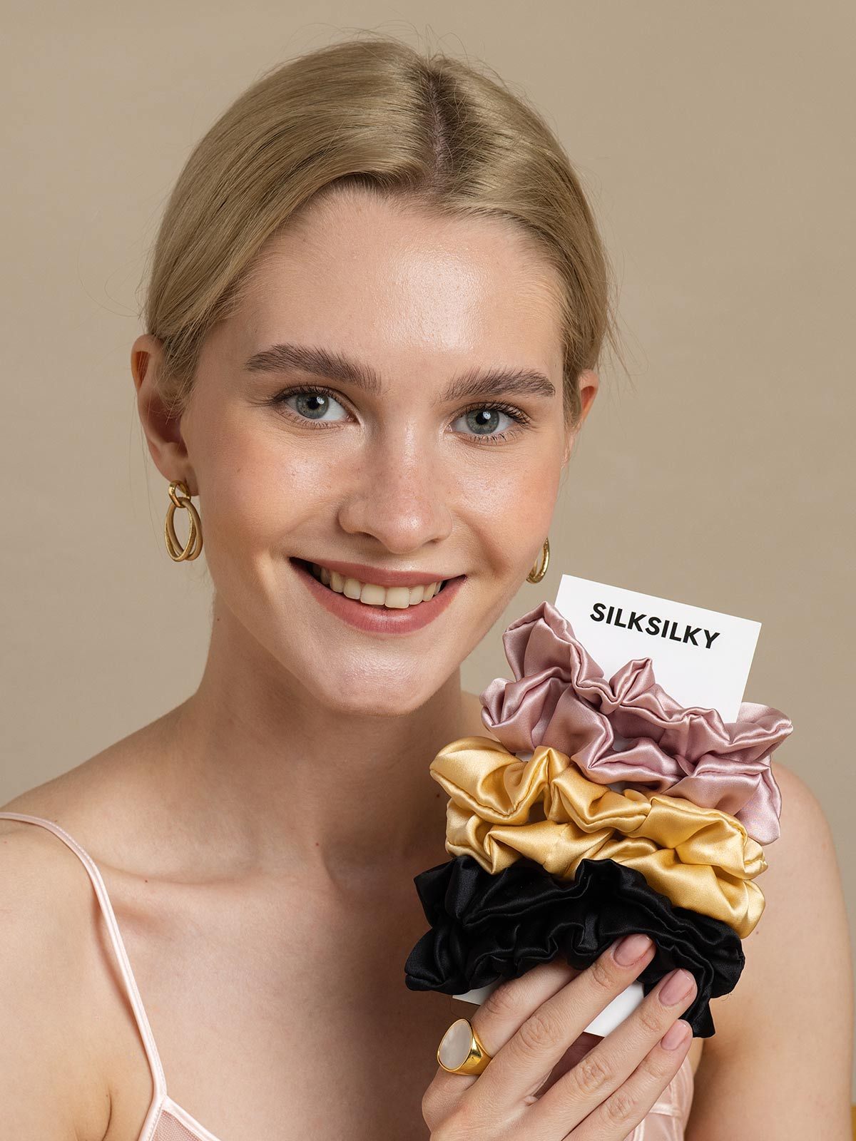 [Group] SilkSilky-CA Pure Silk Scrunchie 005
