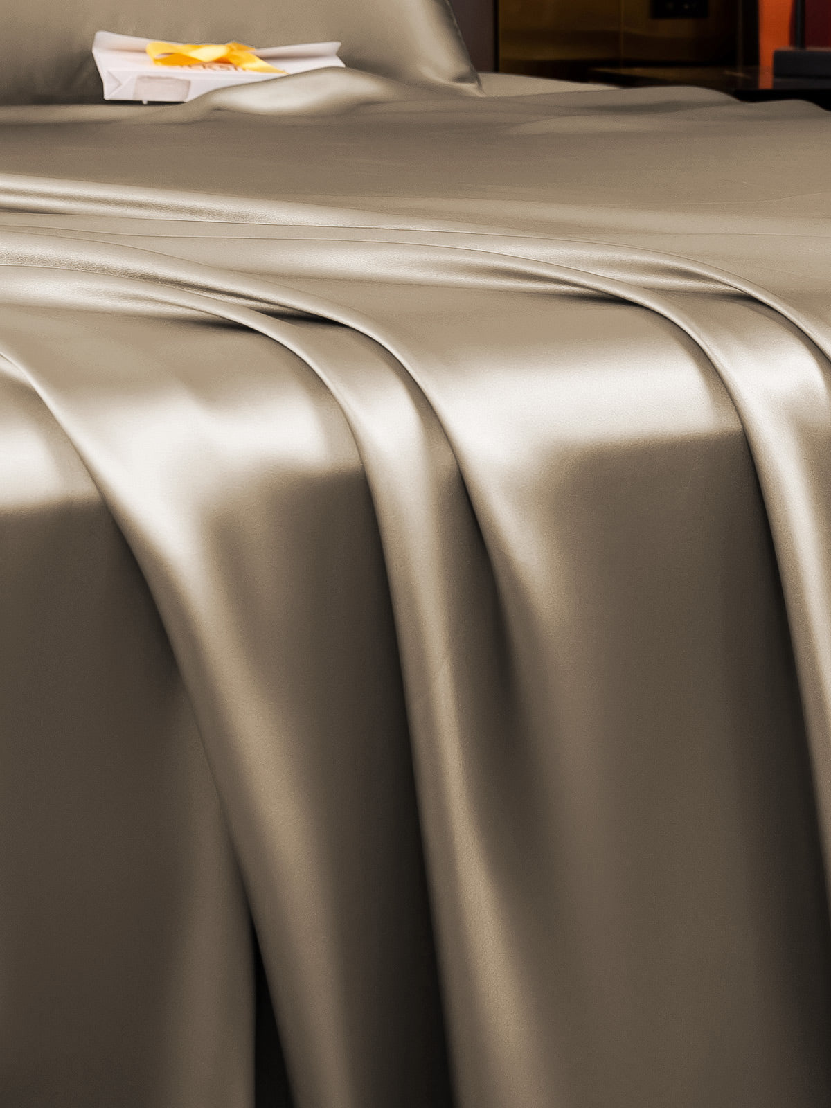 [Khaki] SilkSilky-CA 19Momme Pure Silk Sheet 003