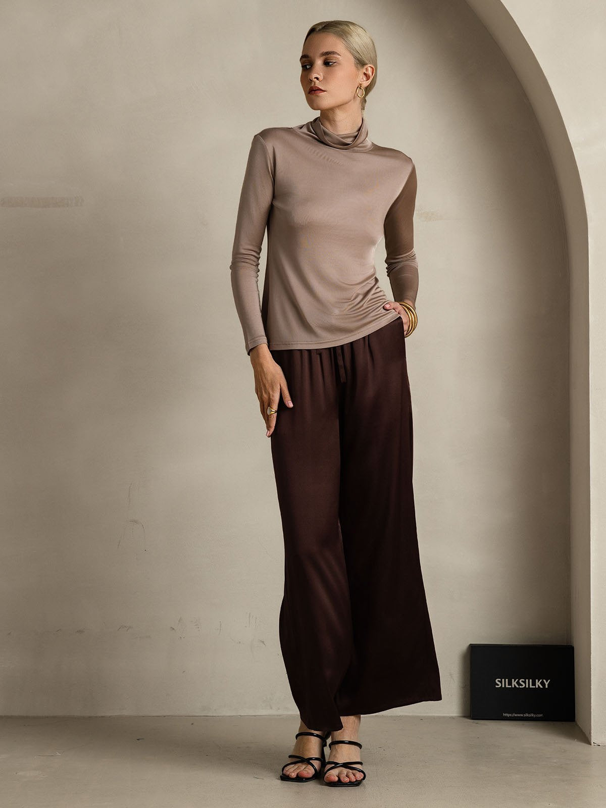 [Khaki] SilkSilky-CA Silk Long Sleeve Womens T-Shirt 006