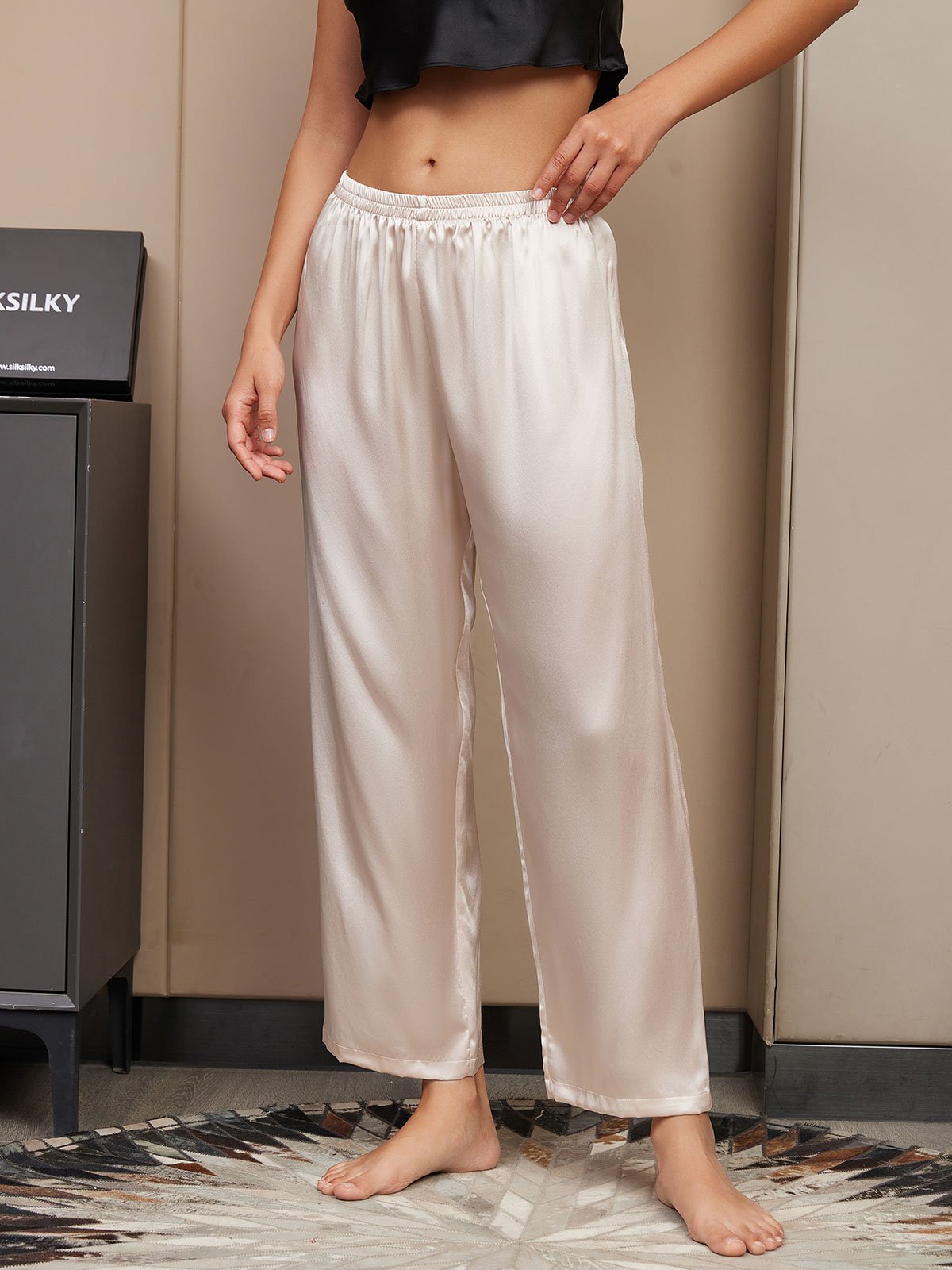 [Light Beige] SilkSilky-CA Pure Silk Womens Sleep Bottoms 004
