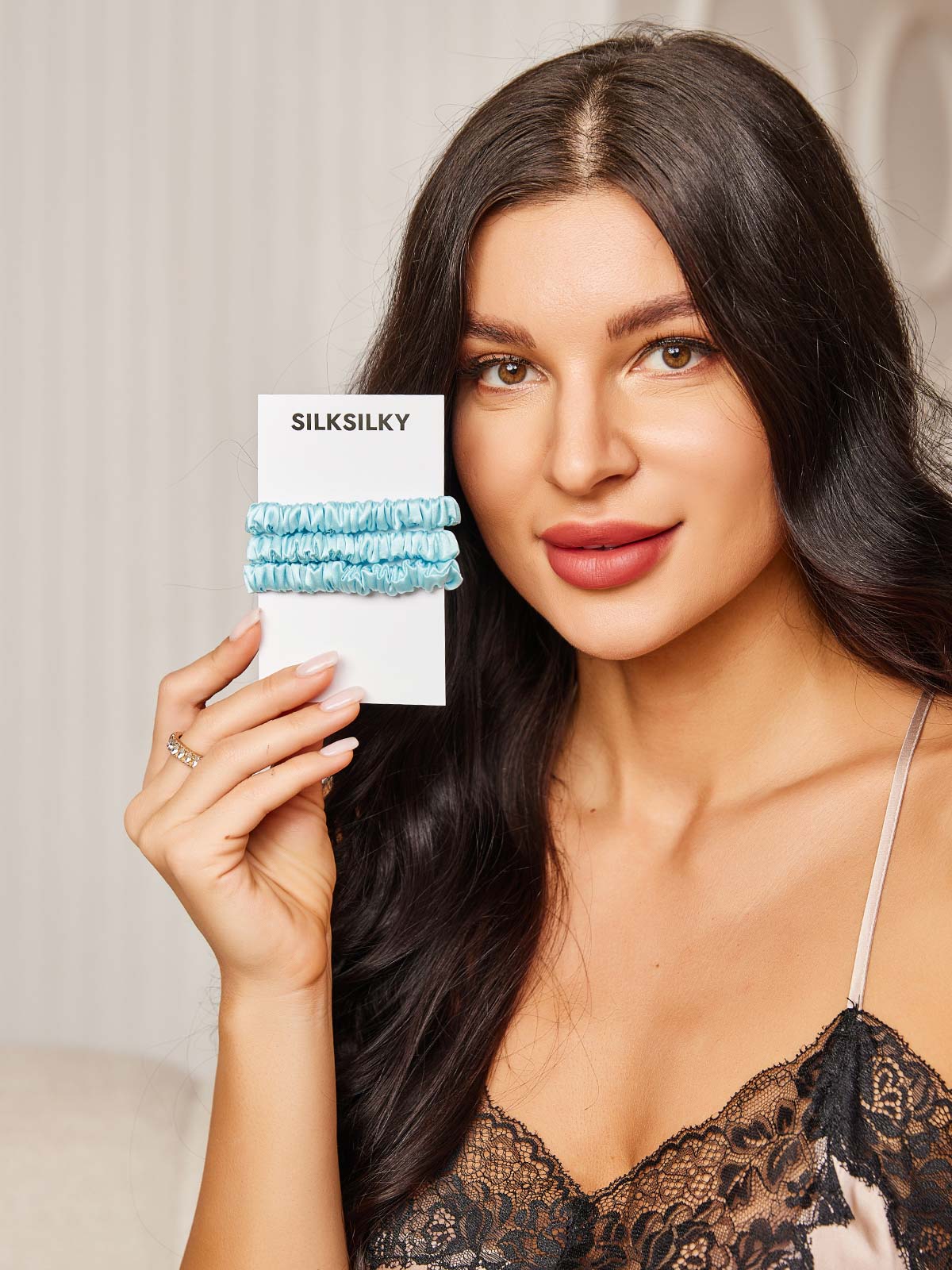 [Light Blue] SilkSilky-CA 19Momme Scrunchie 001