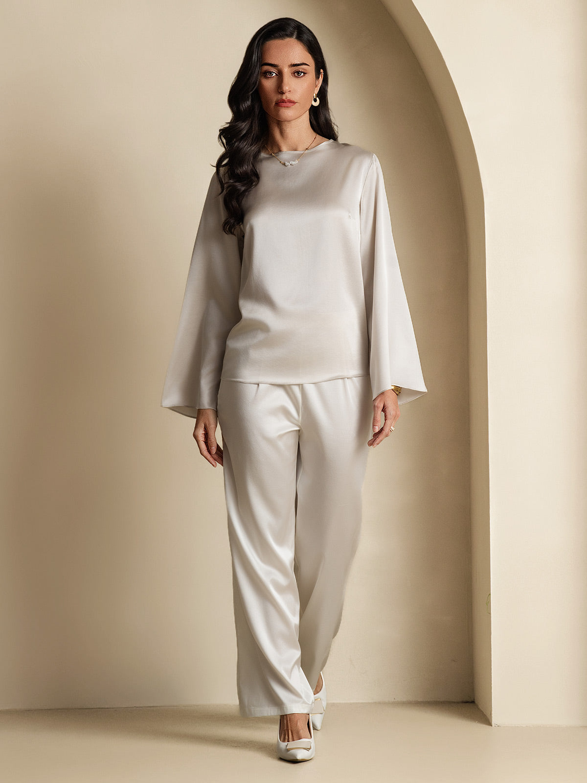 [Light Gray] SilkSilky-CA 19Momme Silk Long Sleeve Round Neck Women's T-Shirt 006