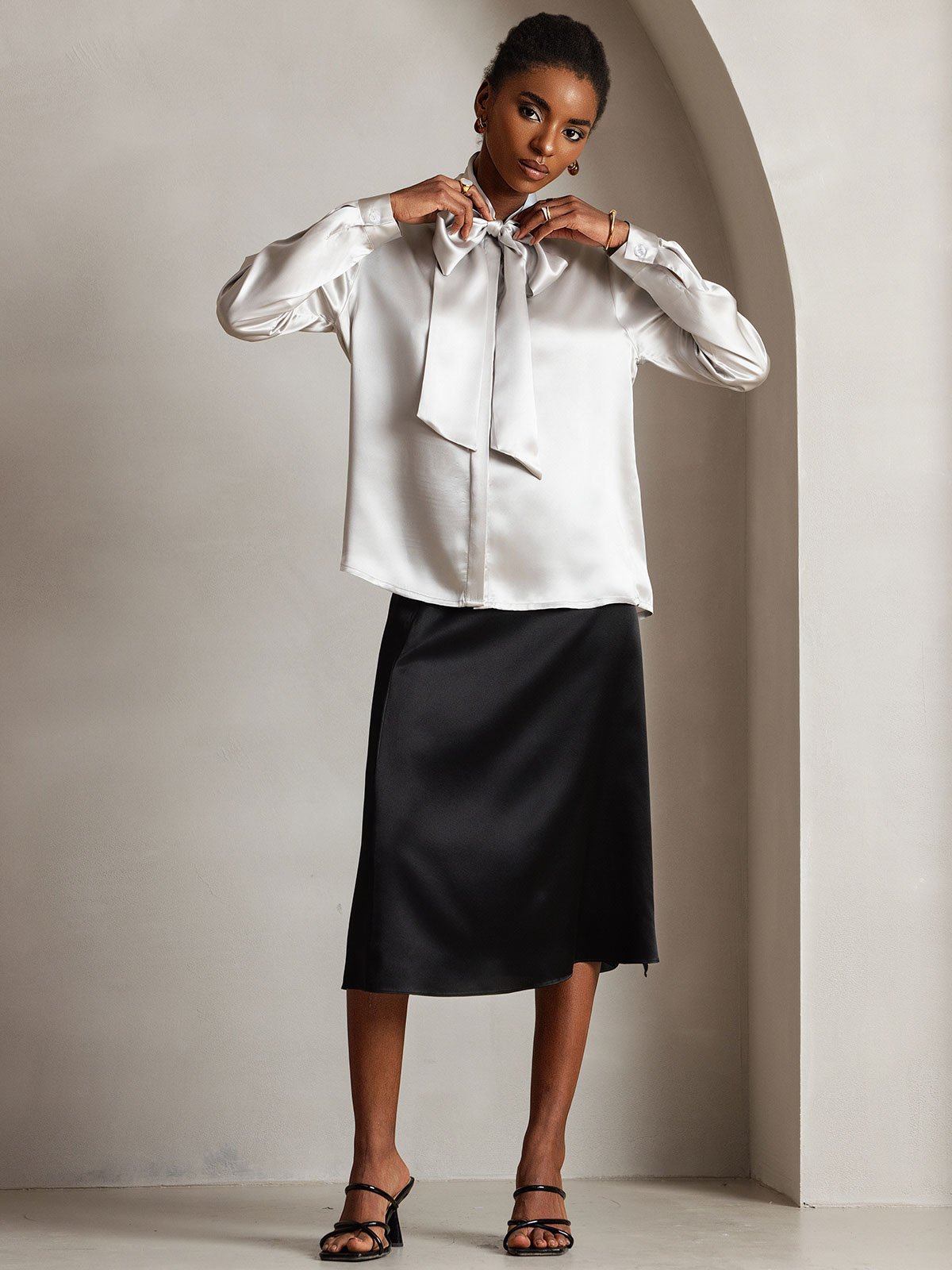 [Light Gray] SilkSilky-CA 19Momme Silk Long Sleeve Tie Neck Women's Shirt 004