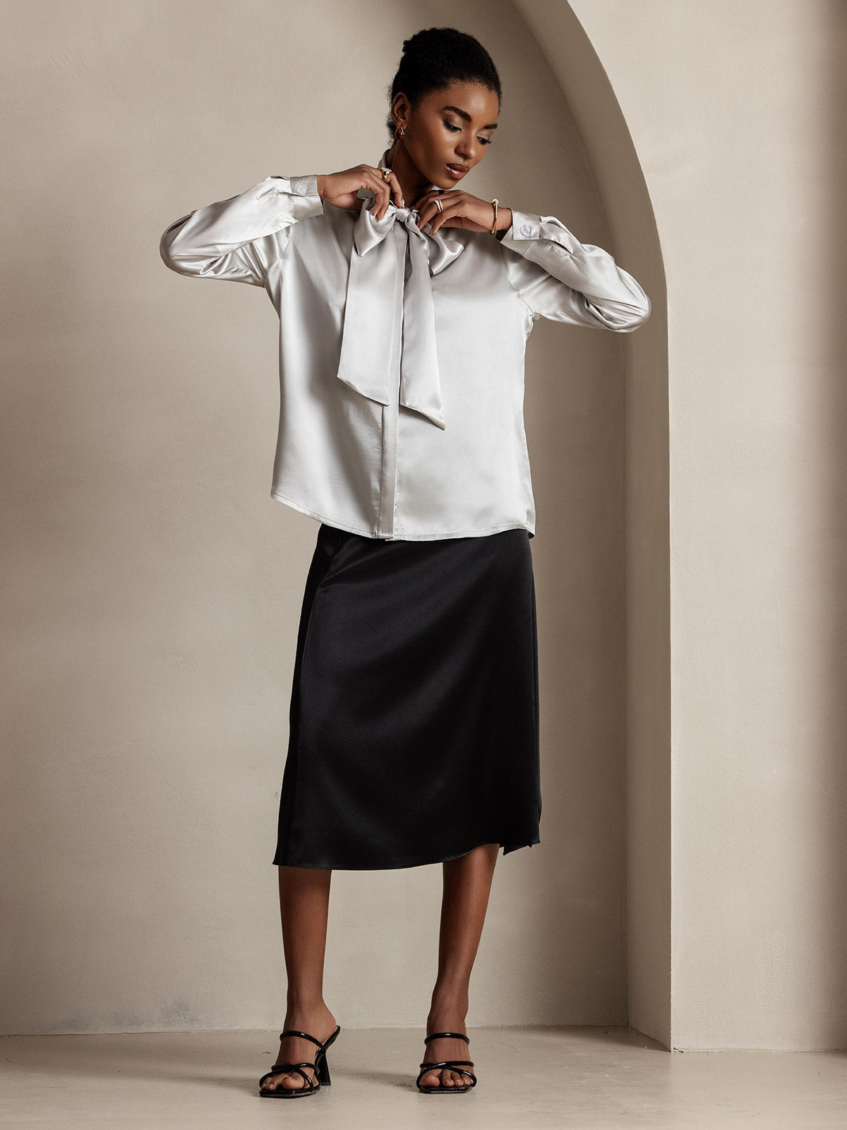 [Light Gray] SilkSilky-CA 19Momme Silk Long Sleeve Tie Neck Women's Shirt 005