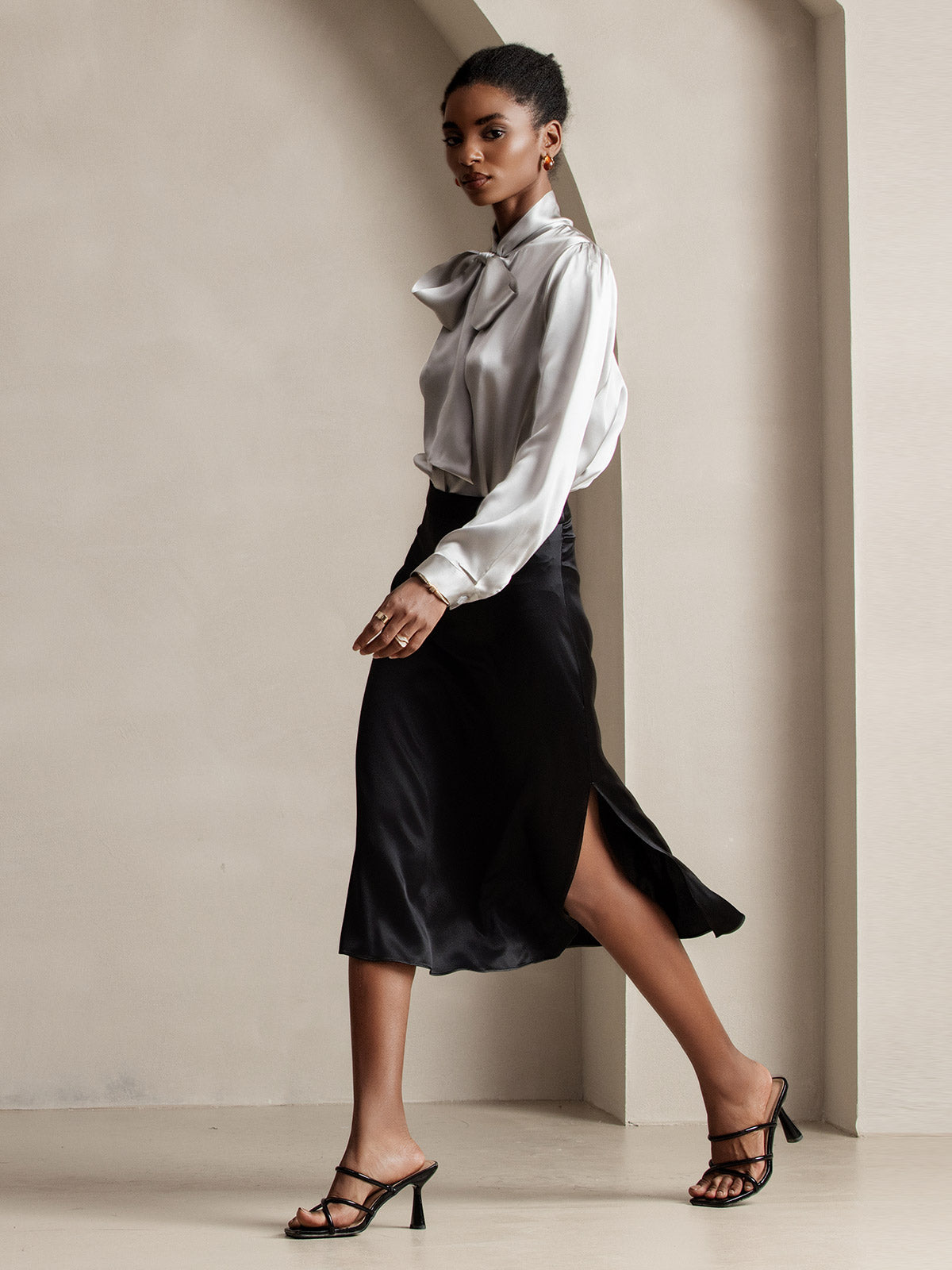 [Light Gray] SilkSilky-CA 19Momme Silk Long Sleeve Tie Neck Women's Shirt 006
