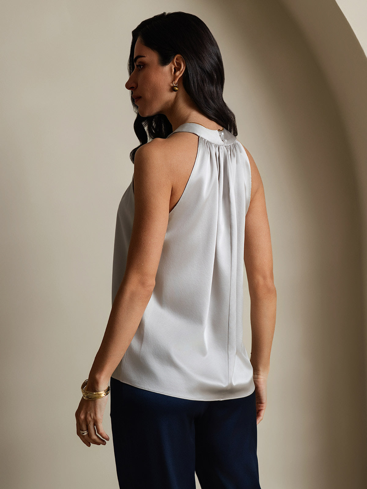 [Light Gray] SilkSilky-CA 19Momme Silk Sleeveless Womens T-Shirt 002