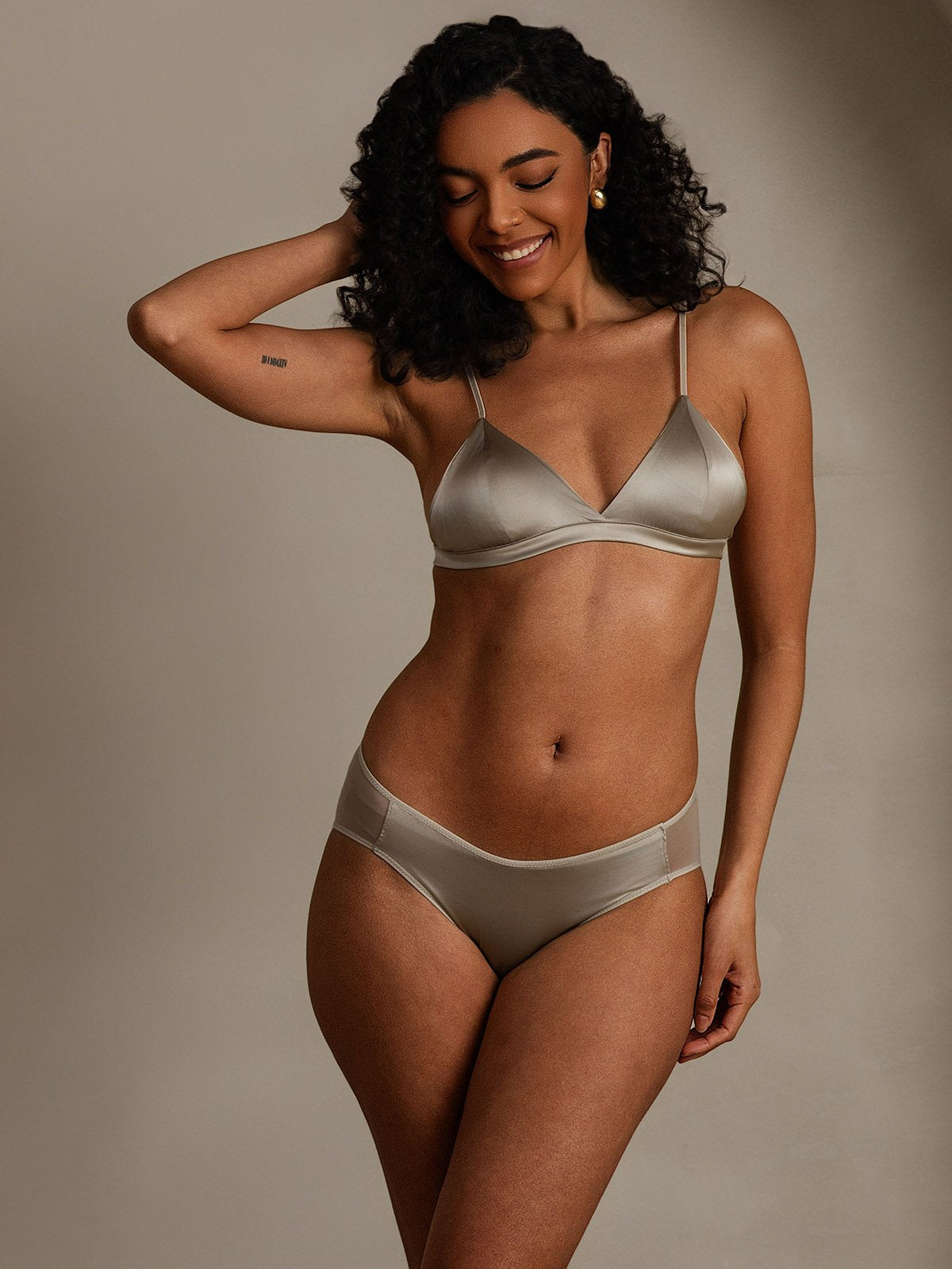 [Light Gray] SilkSilky-CA Pure Silk Bra&Panty Set 001