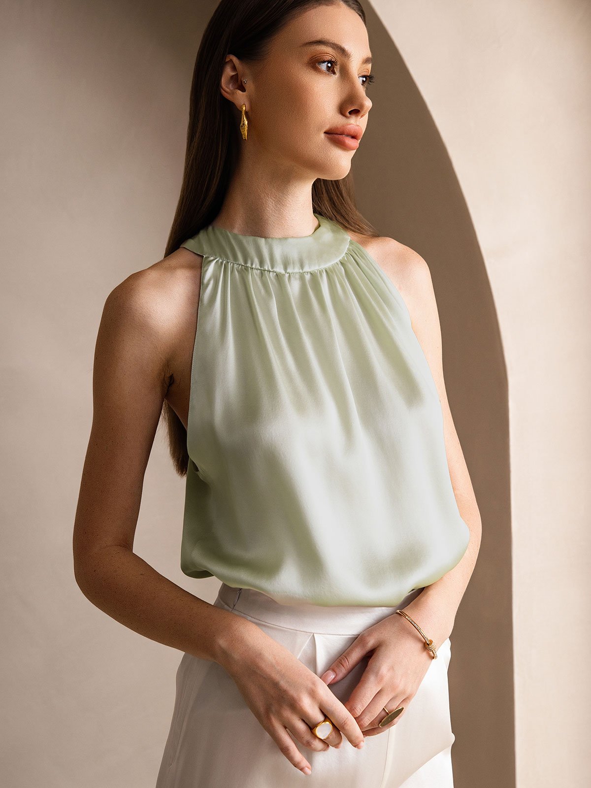 [Light Green] SilkSilky-CA 19Momme Silk Sleeveless Womens T-Shirt 003