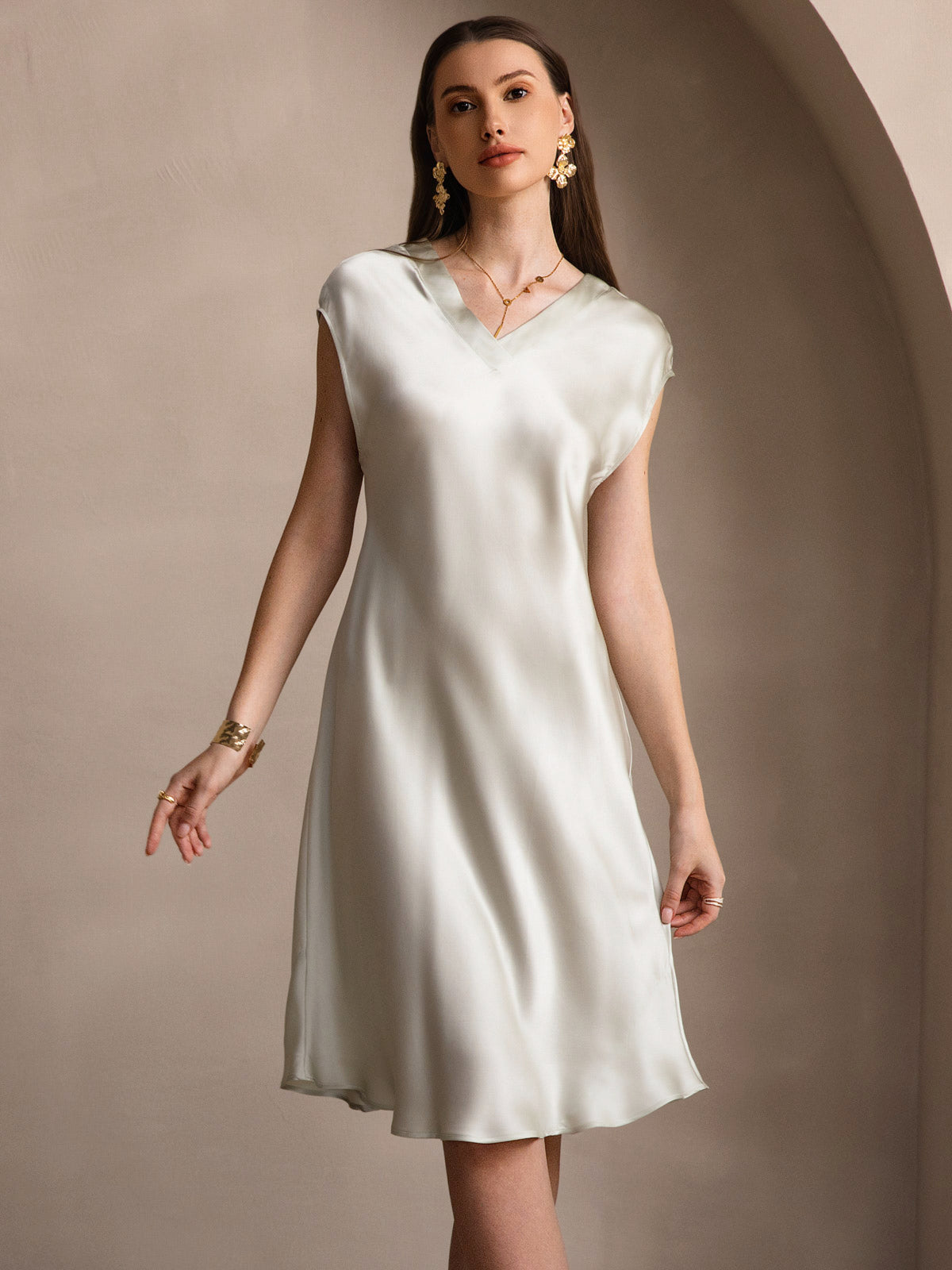 [Light Green] SilkSilky-CA Pure Silk Sleeveless V Neck Nightgown 004