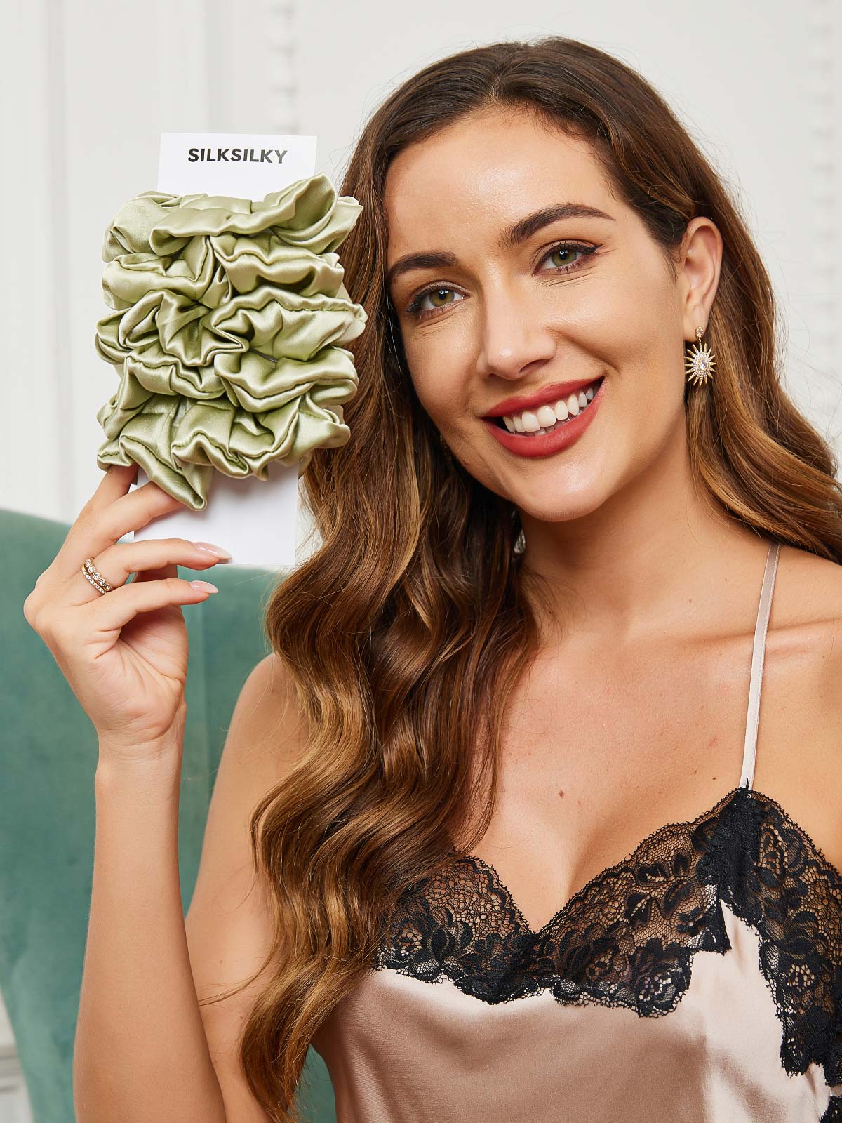 [Mint Green] SilkSilky-CA 19Momme Pure Silk Scrunchie 002