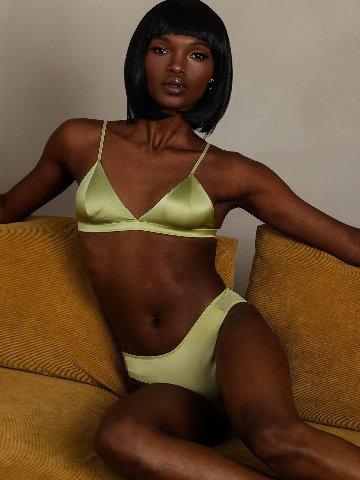 [Mint Green] SilkSilky-CA Pure Silk Bra&Panty Set 001