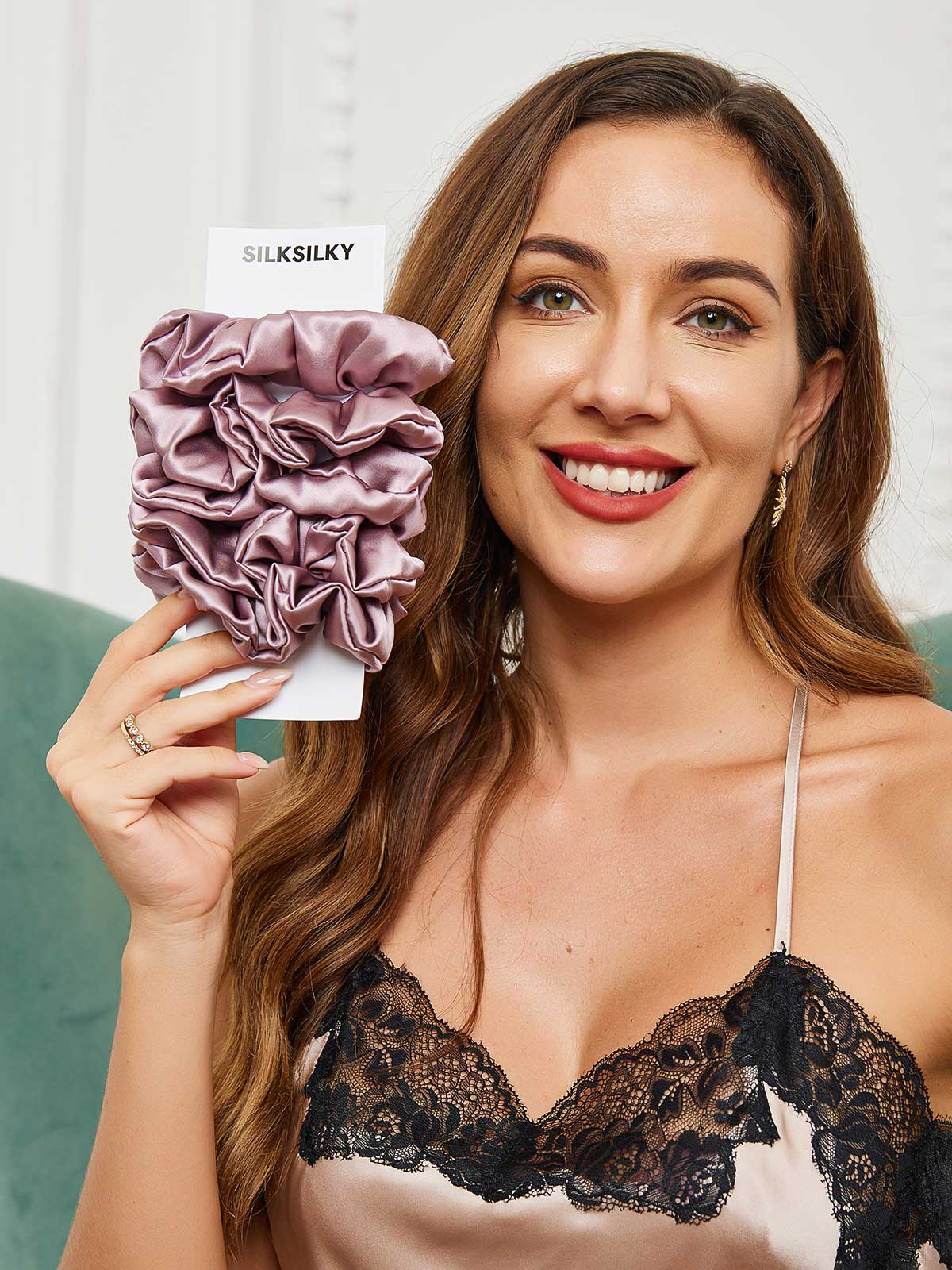 [Pale Mauve] SilkSilky-CA 19Momme Pure Silk Scrunchie 001