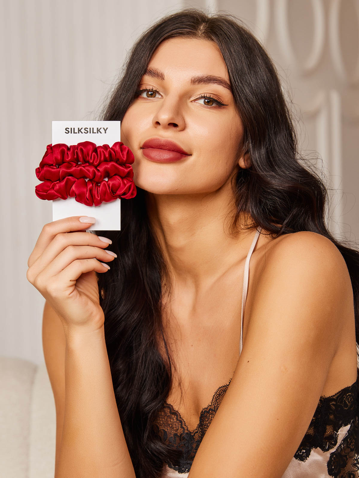[Red] SilkSilky-CA 19Momme Pure Silk Scrunchie 002