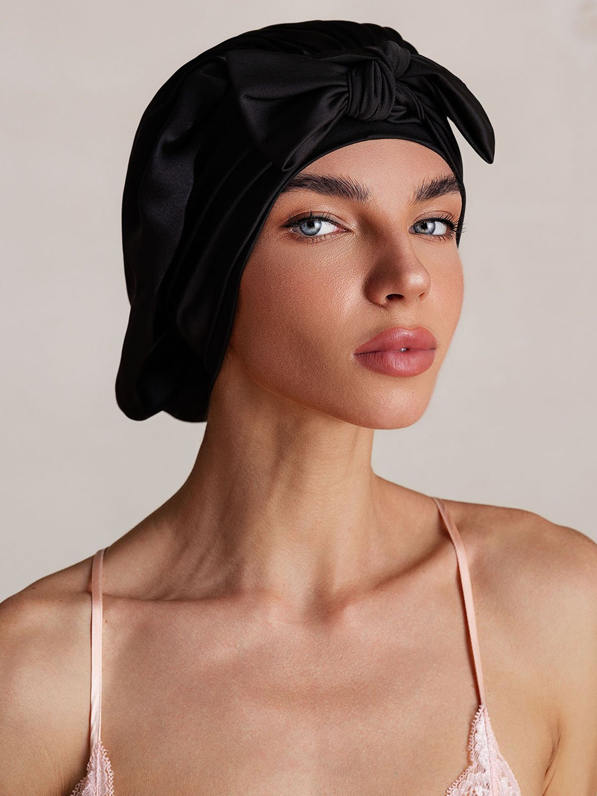 SilkSilky-CA Pure Silk Sleep Cap Black 004