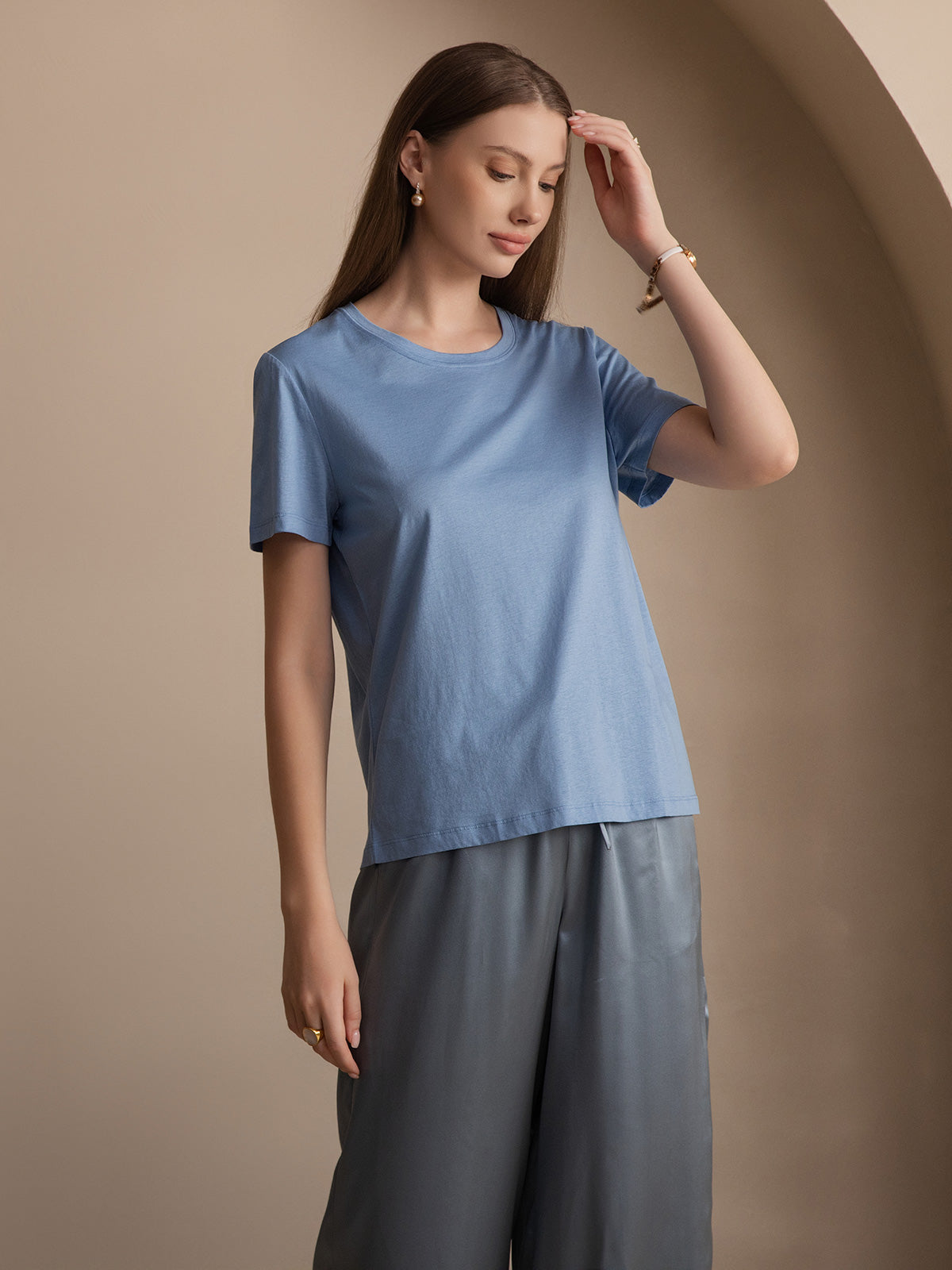 SilkSilky-CA Silk Knitted Short Sleeve Round Neck Women's T-Shirt Blue 003