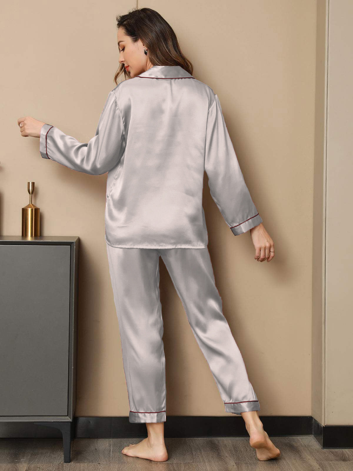 [Silver] SilkSilky-CA Pure Silk Long Sleeve Lapel Women's Pajamas 002