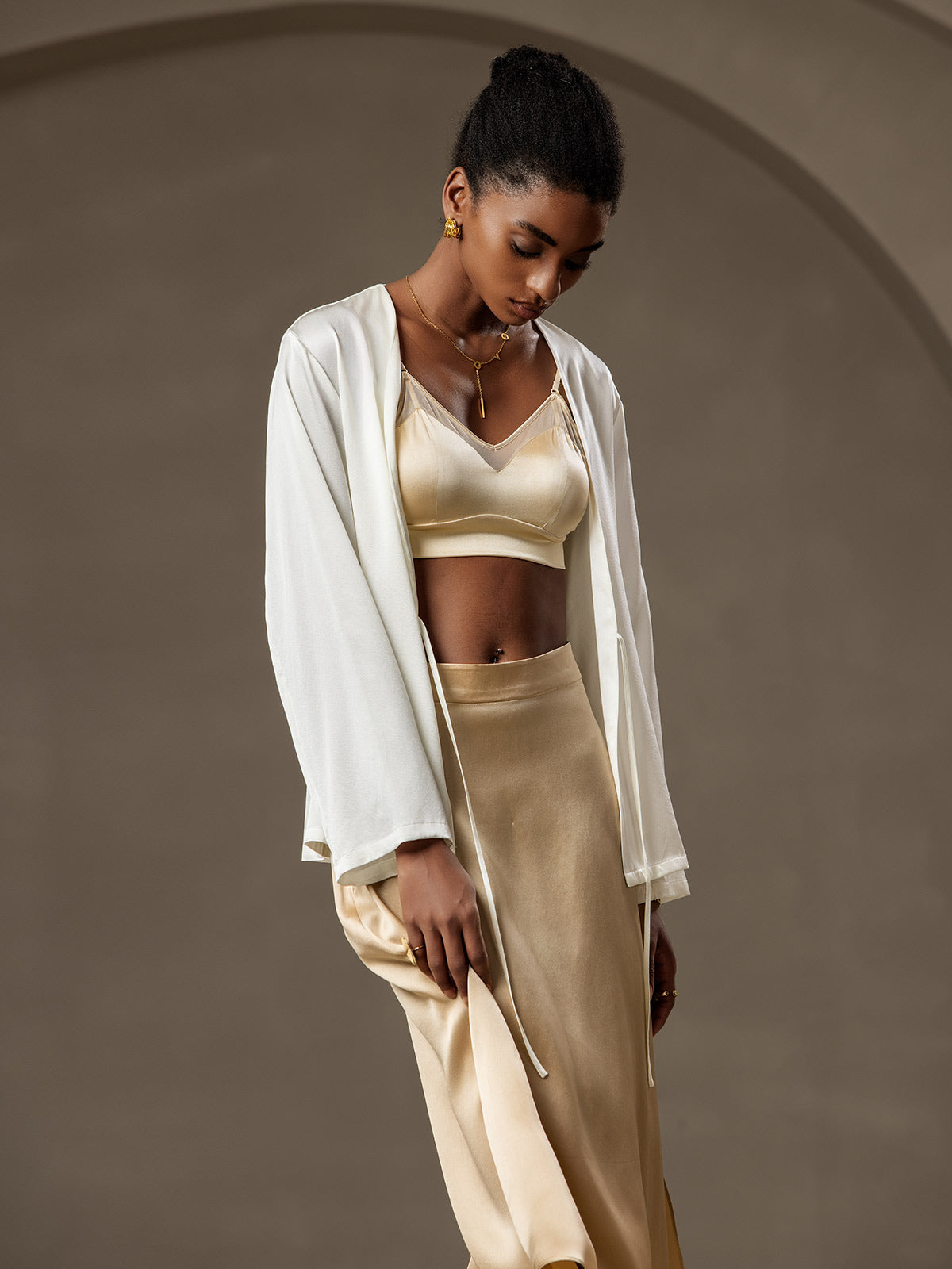 [White] SilkSilky-CA 19Momme Silk Long Sleeve Womens Outerwear 005
