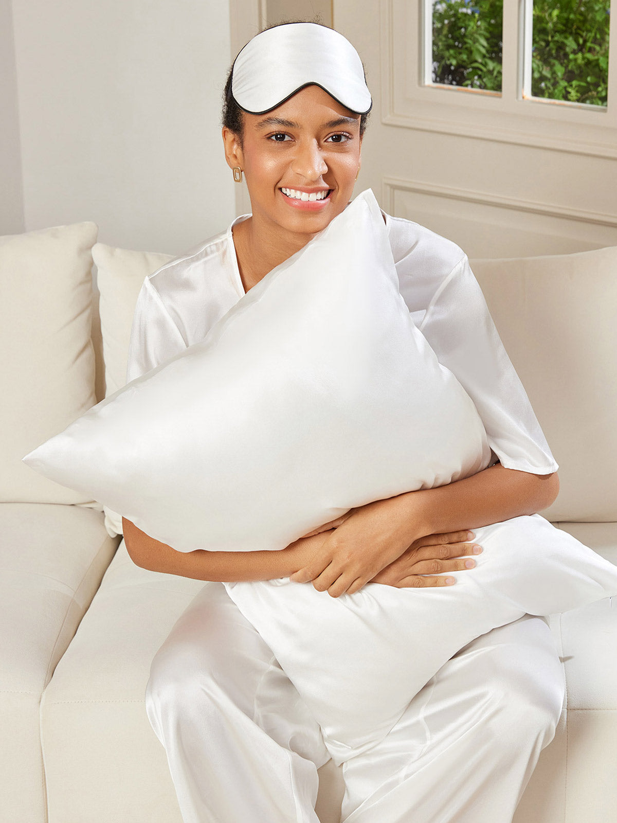 [White] SilkSilky-CA 22Momme Pure Silk Pillowcase Set 001