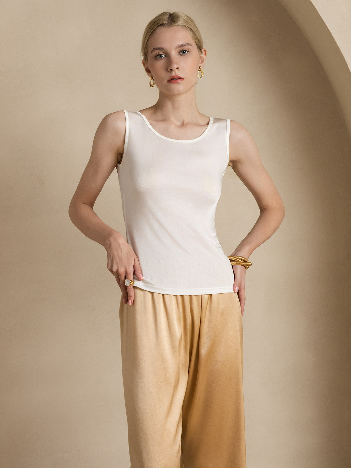[White] SilkSilky-CA Silk Knitted Sleeveless Round Neck Women's T-Shirt 005
