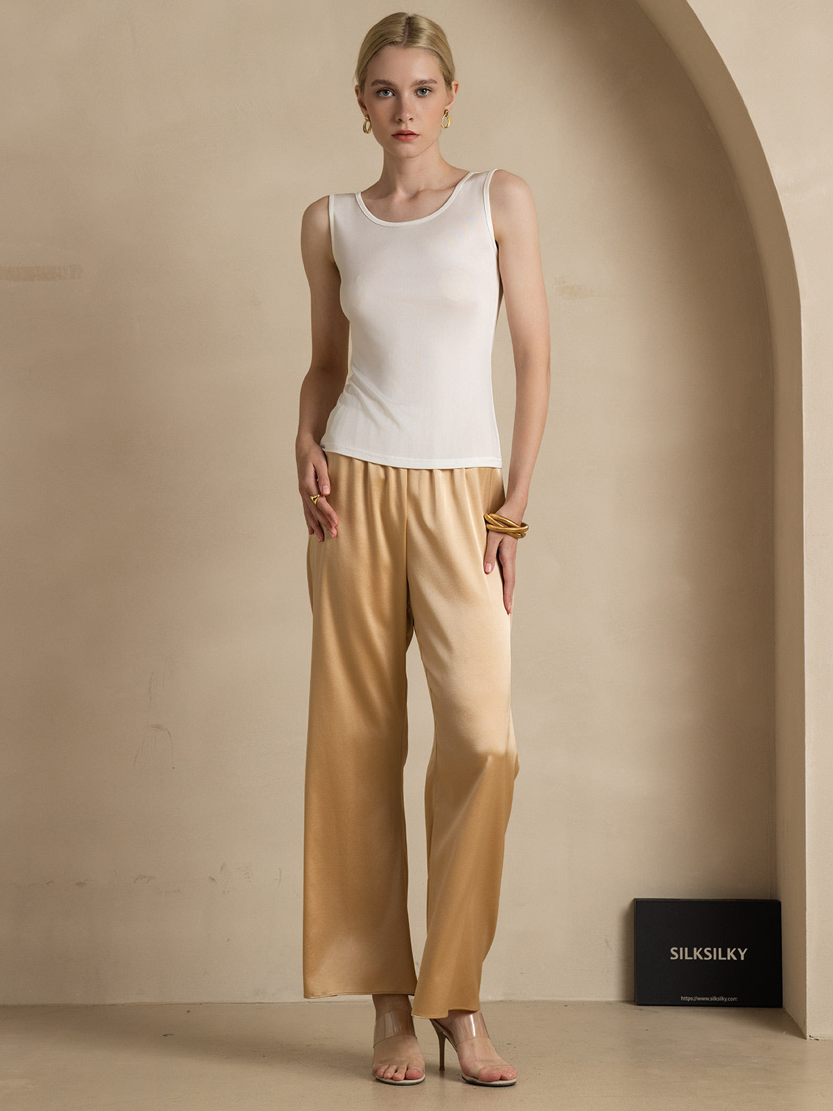 [White] SilkSilky-CA Silk Knitted Sleeveless Round Neck Women's T-Shirt 006
