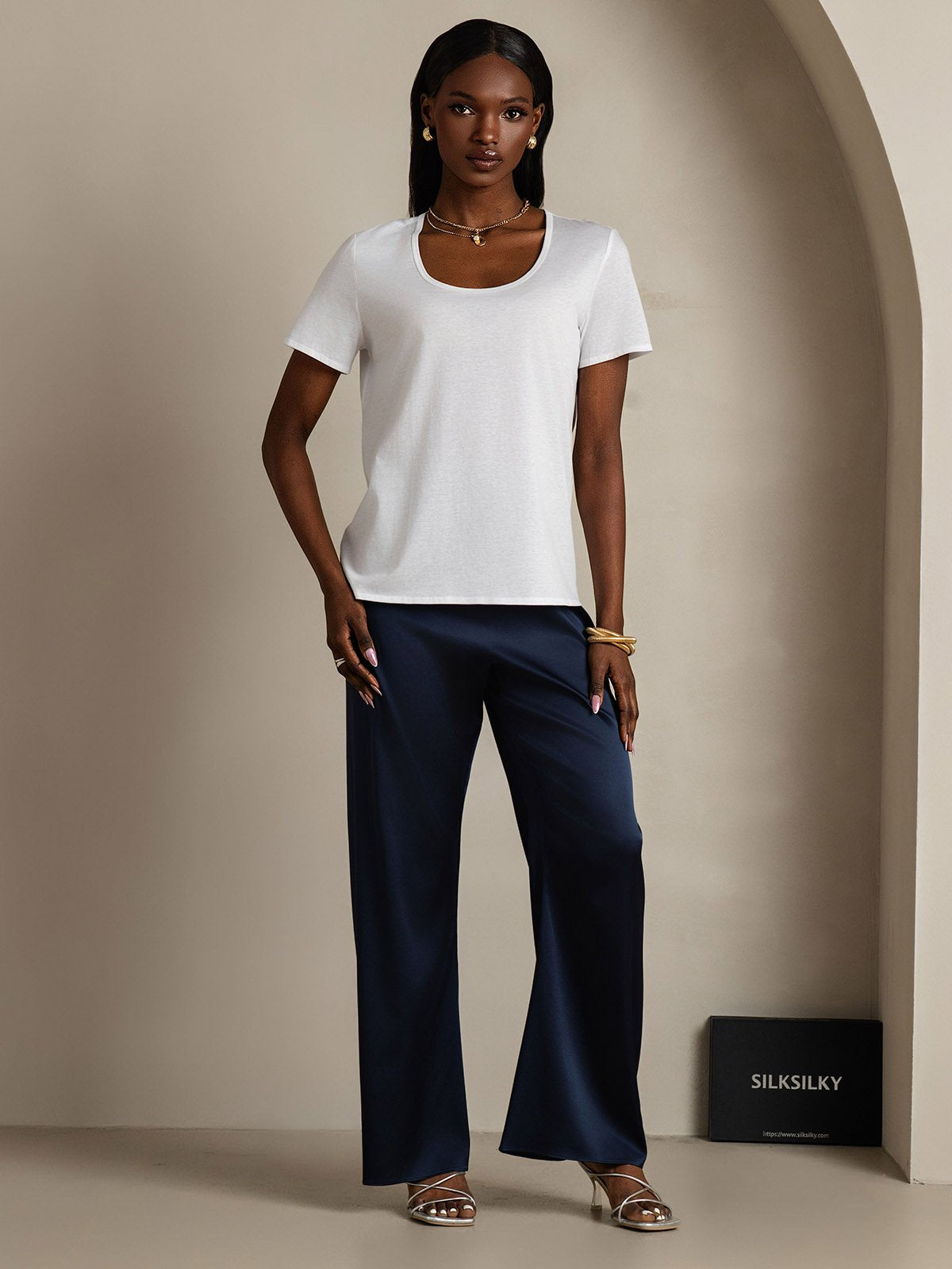 [White] SilkSilky-CA Silk Short Sleeve U Neck Women's T-Shirt 005