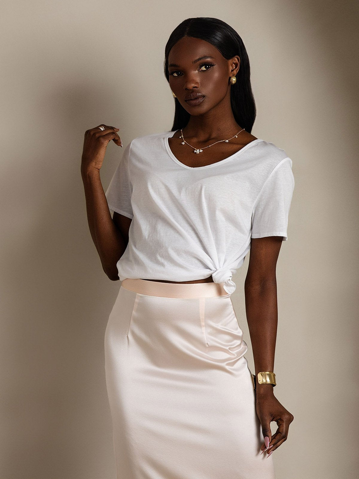 [White] SilkSilky-CA Silk Short Sleeve V Neck Women's T-Shirt 004