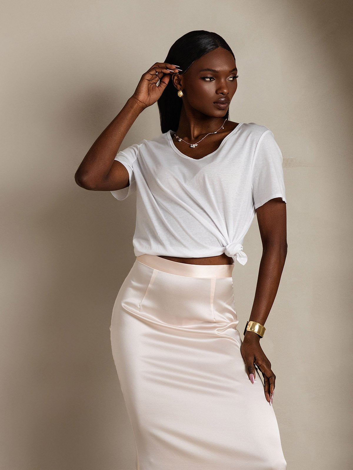 [White] SilkSilky-CA Silk Short Sleeve V Neck Women's T-Shirt 005